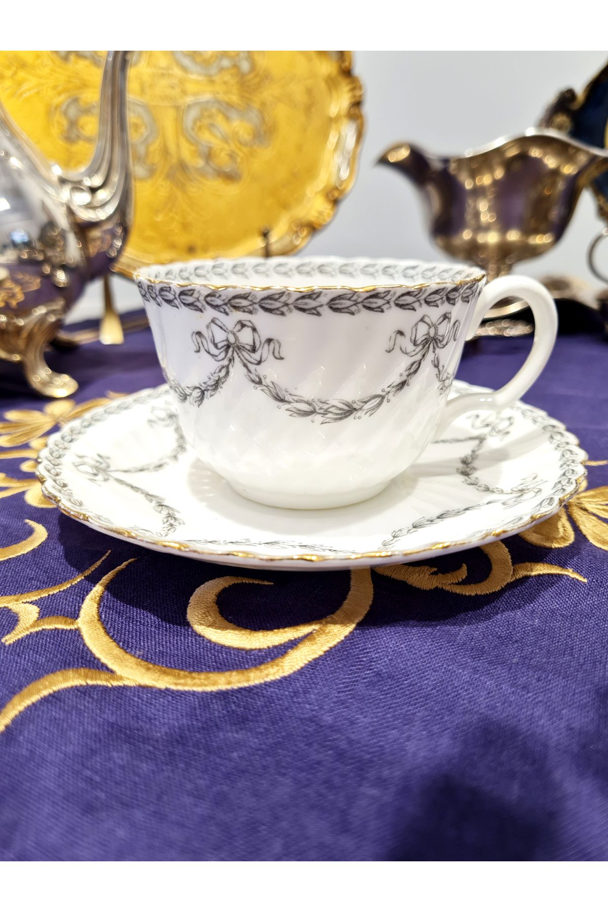 Staffordshire Koleksiyonluk Royal China Staffordshire Vintage Porselen Duble Kahve Fincanı Takımı (160ml)