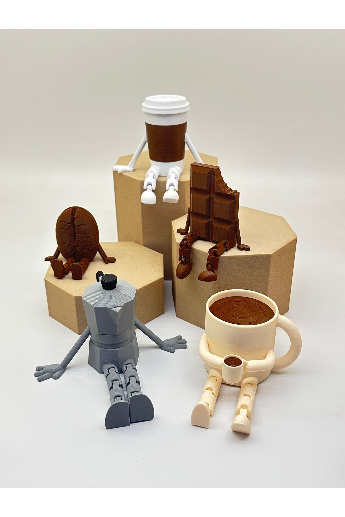 fyne Kahve Köşesi 5'li Figür Seti | Kahve Çekirdeği | Moka Pot | Kupa | Bardak | Çikolata Dekoratif Obje