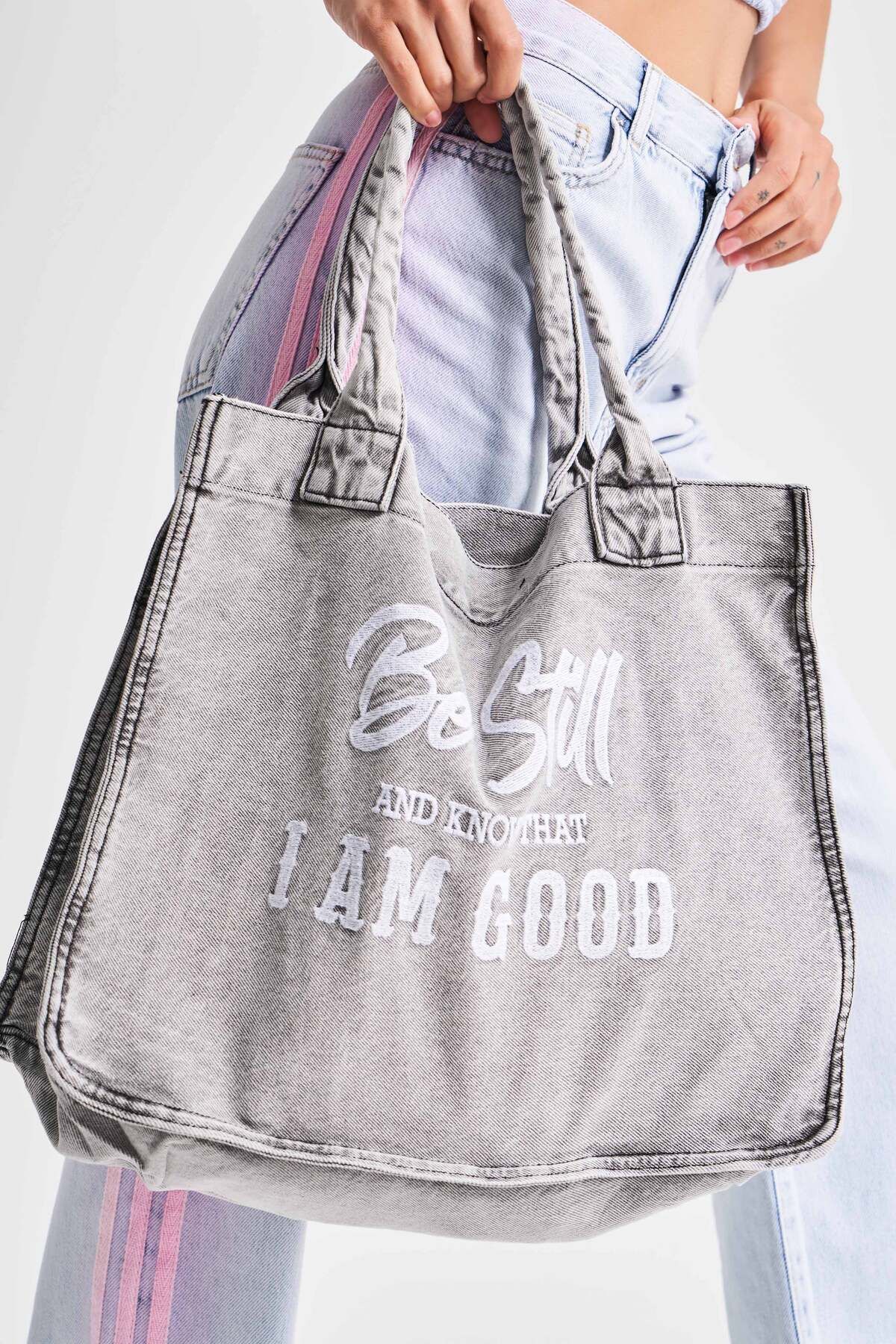 its basic-Dark Denim Bag with Gusseted Strap - Two Pockets 3
