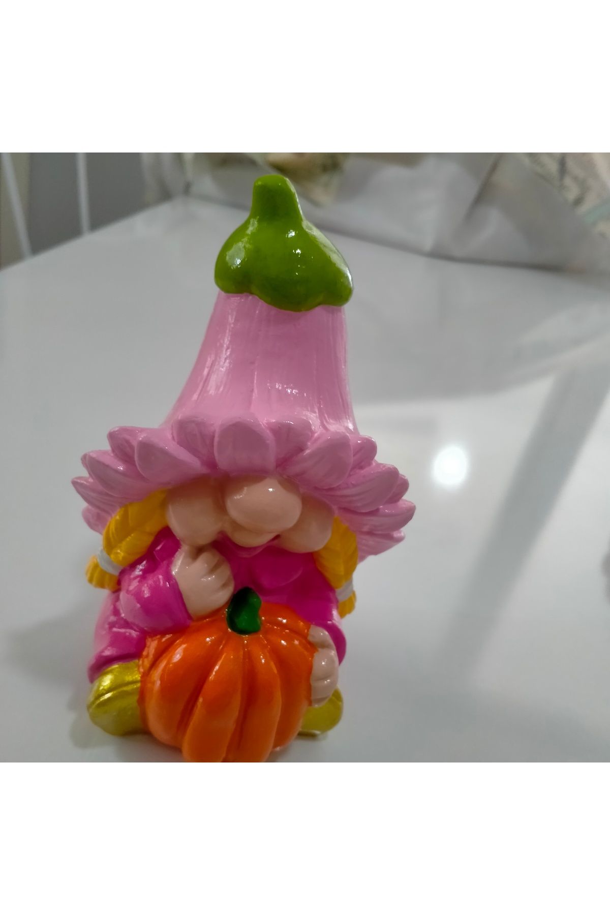 Minihobiev 18 cm cüce kız biblo , dekoratif aksesuar , kabak biblo