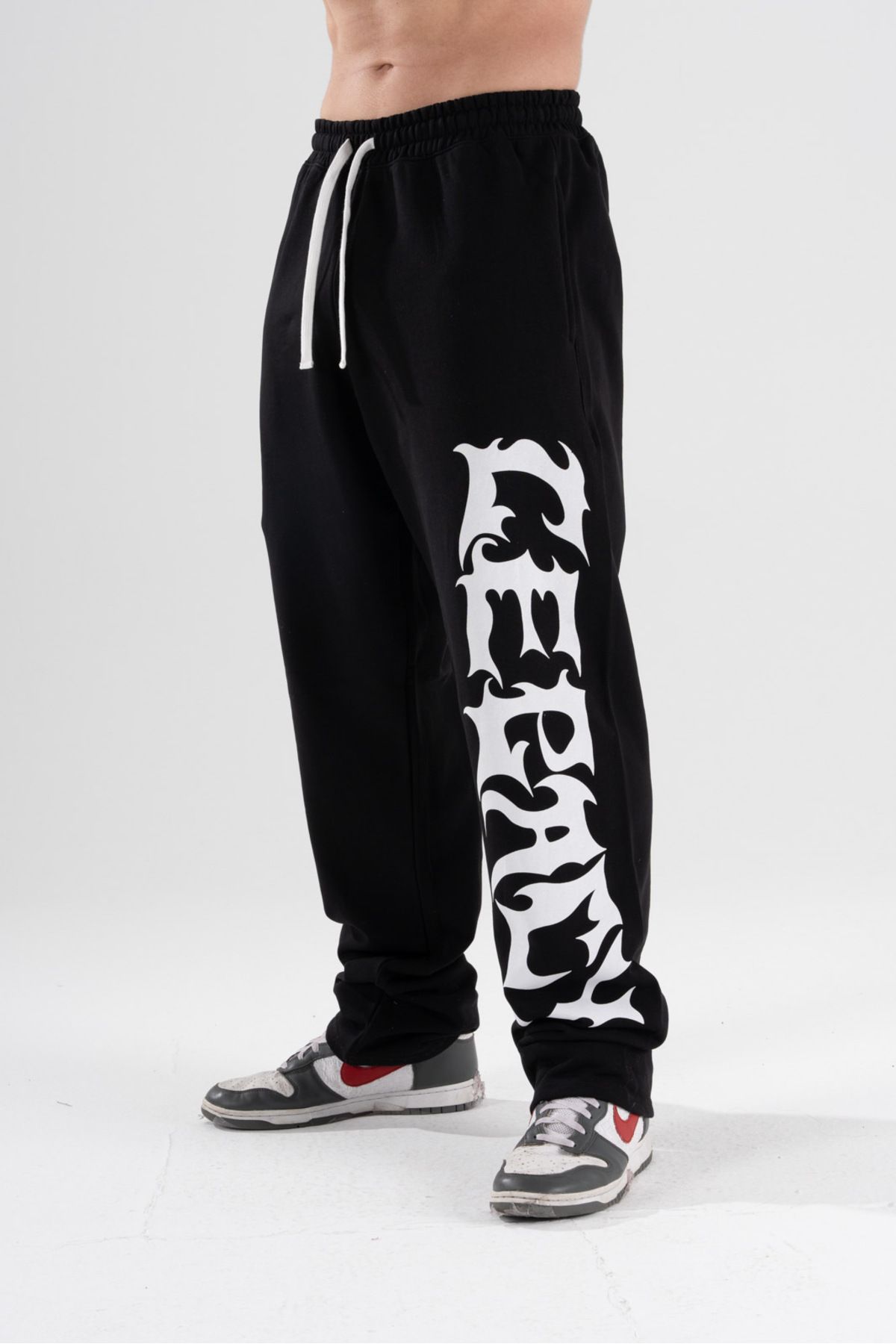 LEGACY'S ROAD Demon Oversize Joggers