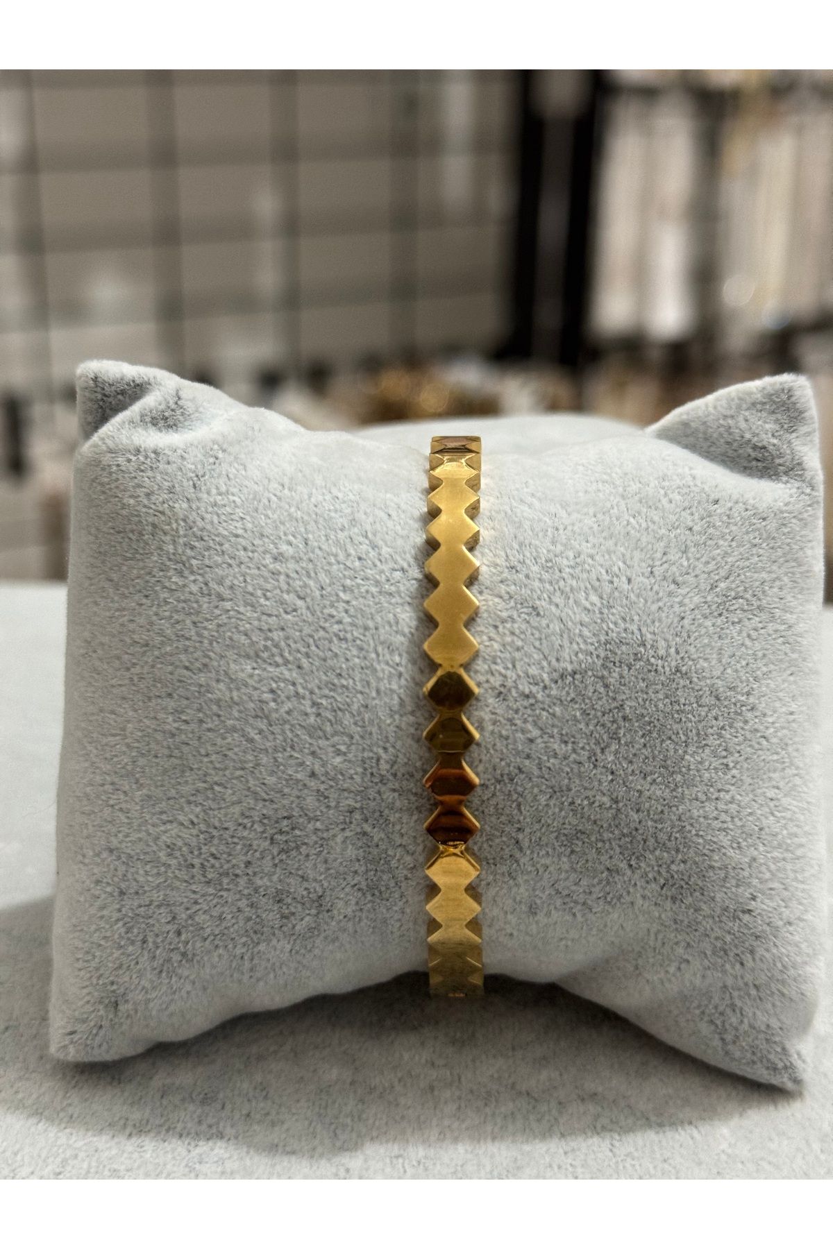 XUPING JEWELRY 18K KELEPÇELİ ÇELİK BİLEZİK PASLANMAZ KARARMAZ