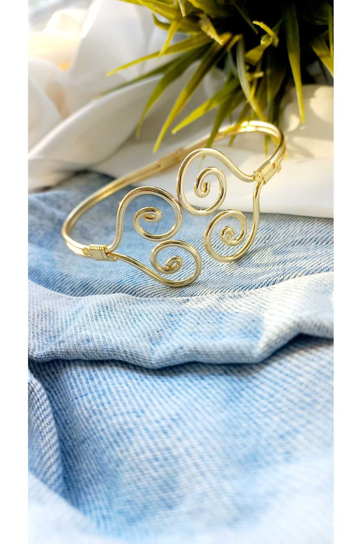 ZeynDesign El Yapımı Spiral Altın Renkli Kol Bilekliği Pazu Bandı