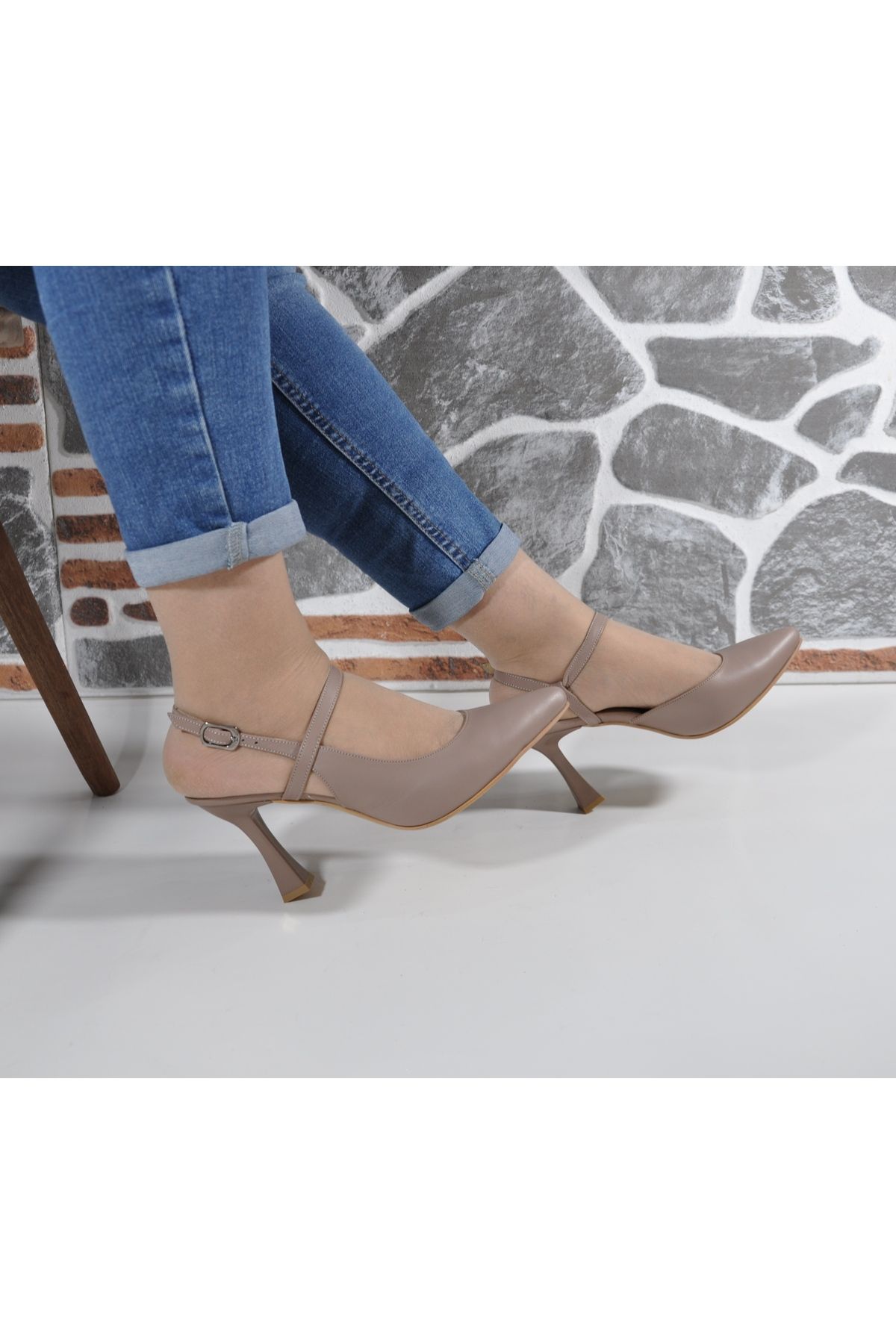 Yağız Kadın Topuklu Deri Stiletto