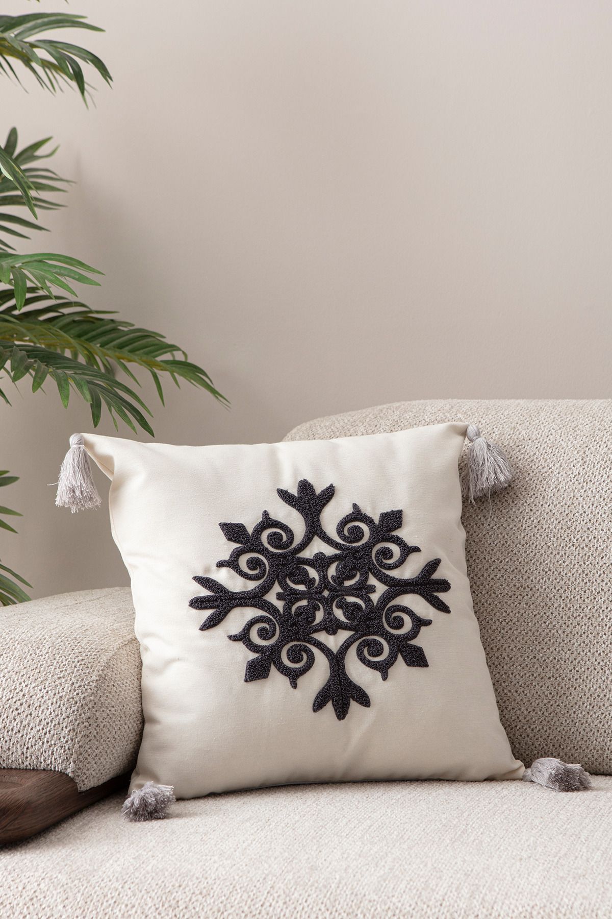EVOTTO HOME COLLECTİON Comfort Punch Desenli Kırlent Kılıfı Kare Dekoratif Bohem Nakışlı Koltuk Yastık Kılıfı panç 45x45