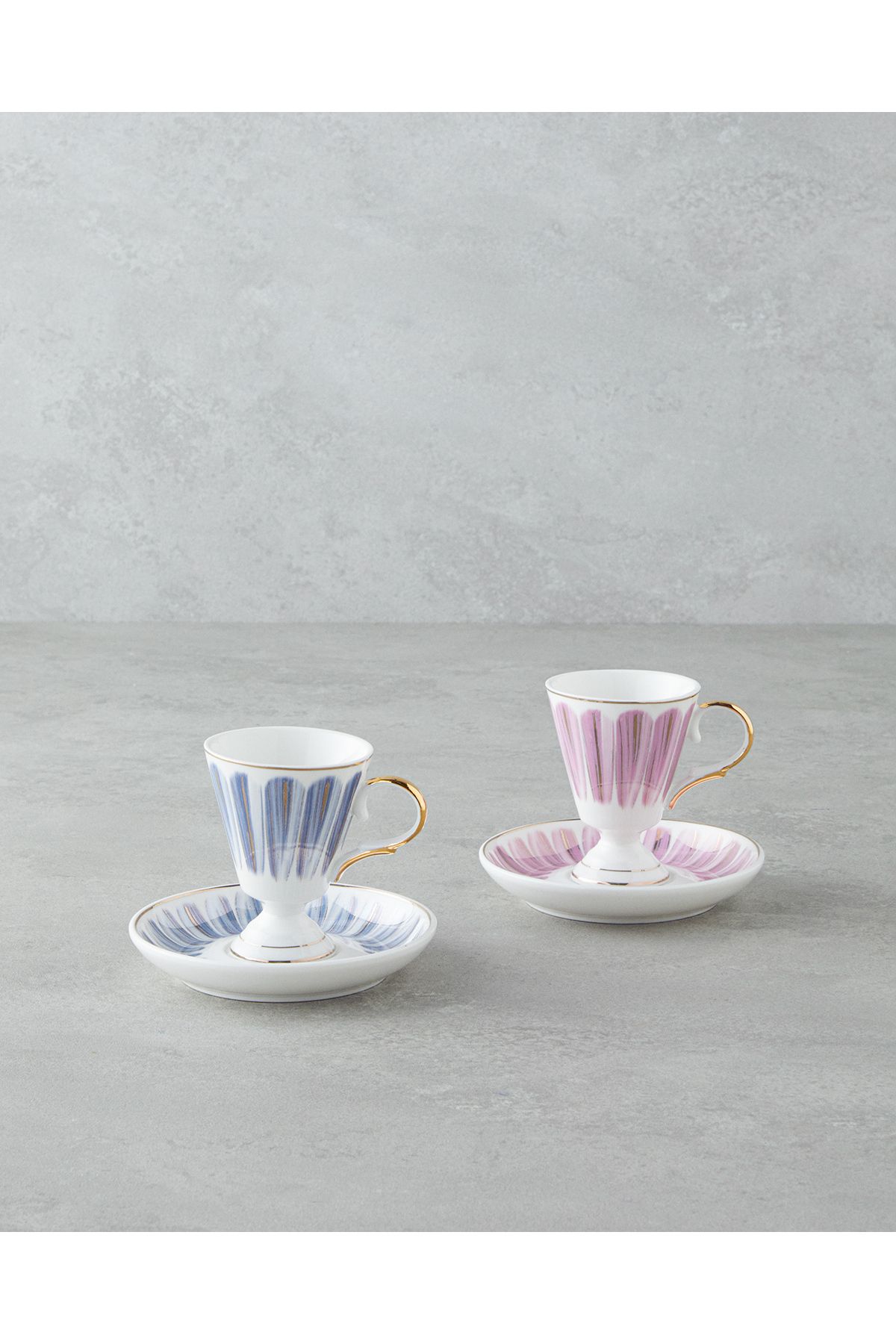 English Home Winnie Porselen 4 Parça 2 Kişilik Kahve Fincan Takımı 90 ml Pembe - Mavi