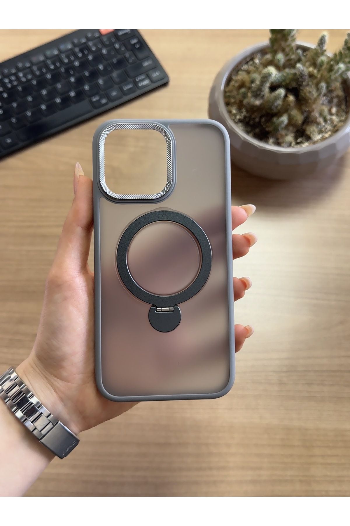 MTL iPhone 15 Pro Max Standlı Ve MagSafe Kılıf Soocase622