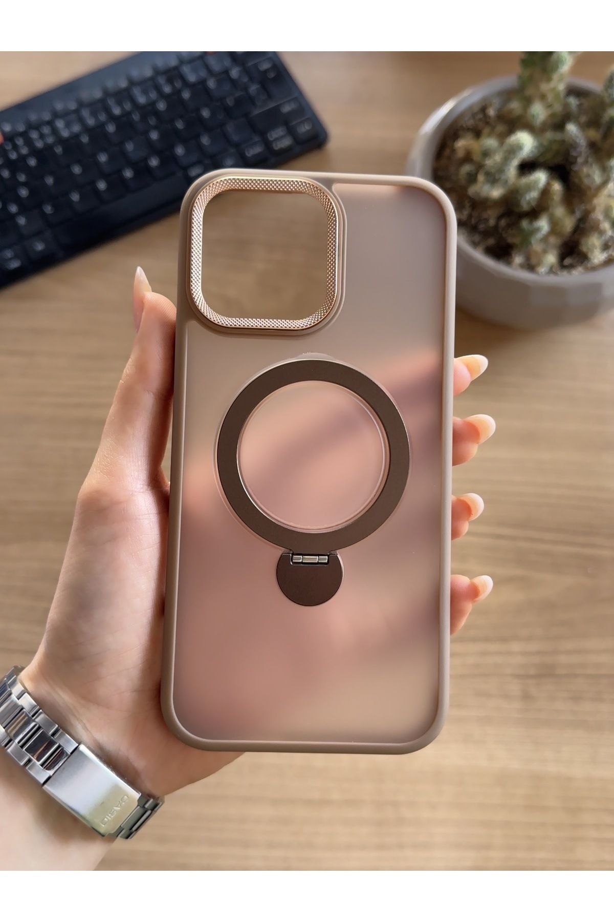 MTL iPhone 16 Pro Max Standlı Ve MagSafe Kılıf Soocase622