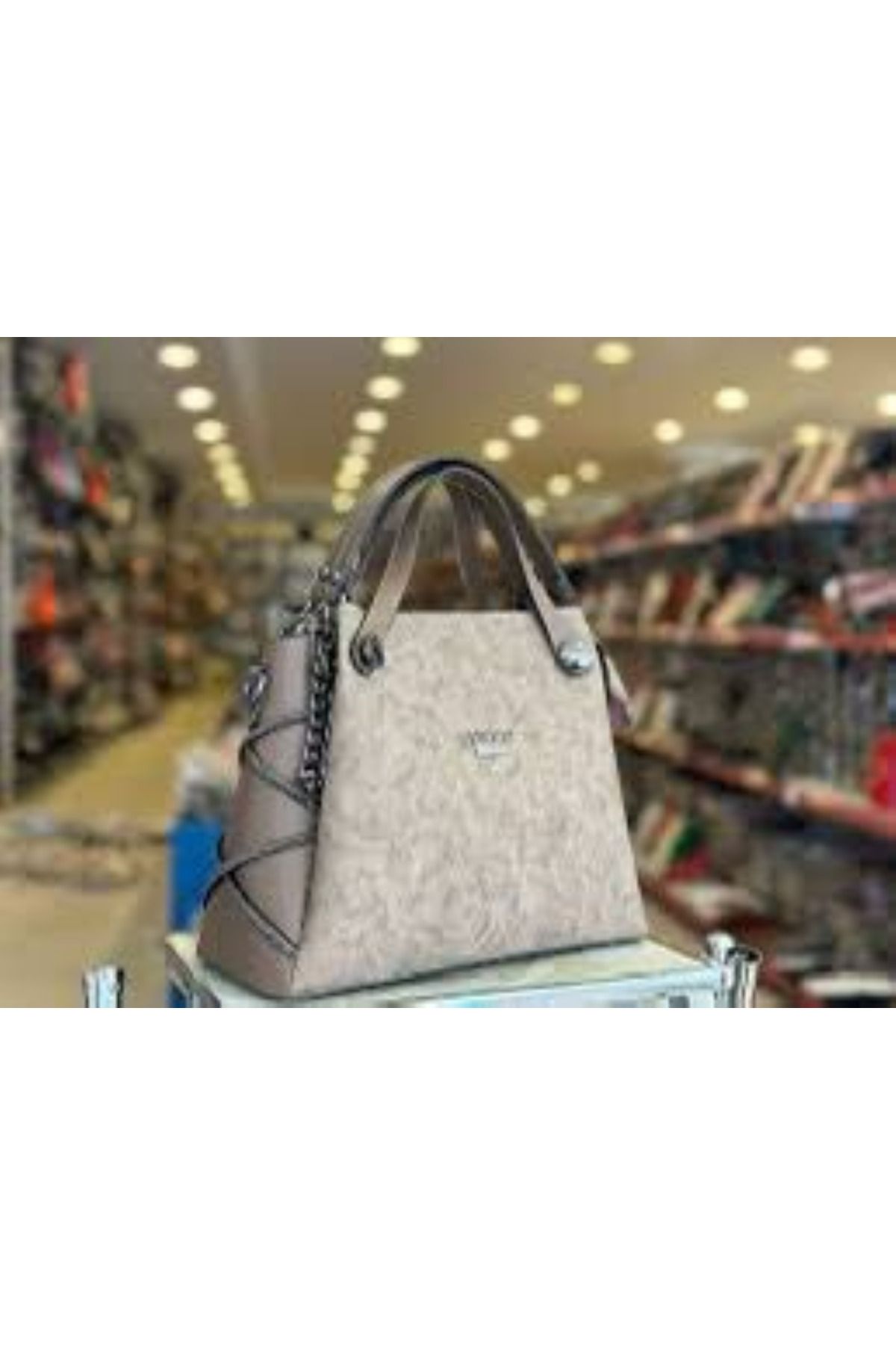 aynewmoda Siyah saplamalı ve omuz askılı çanta -