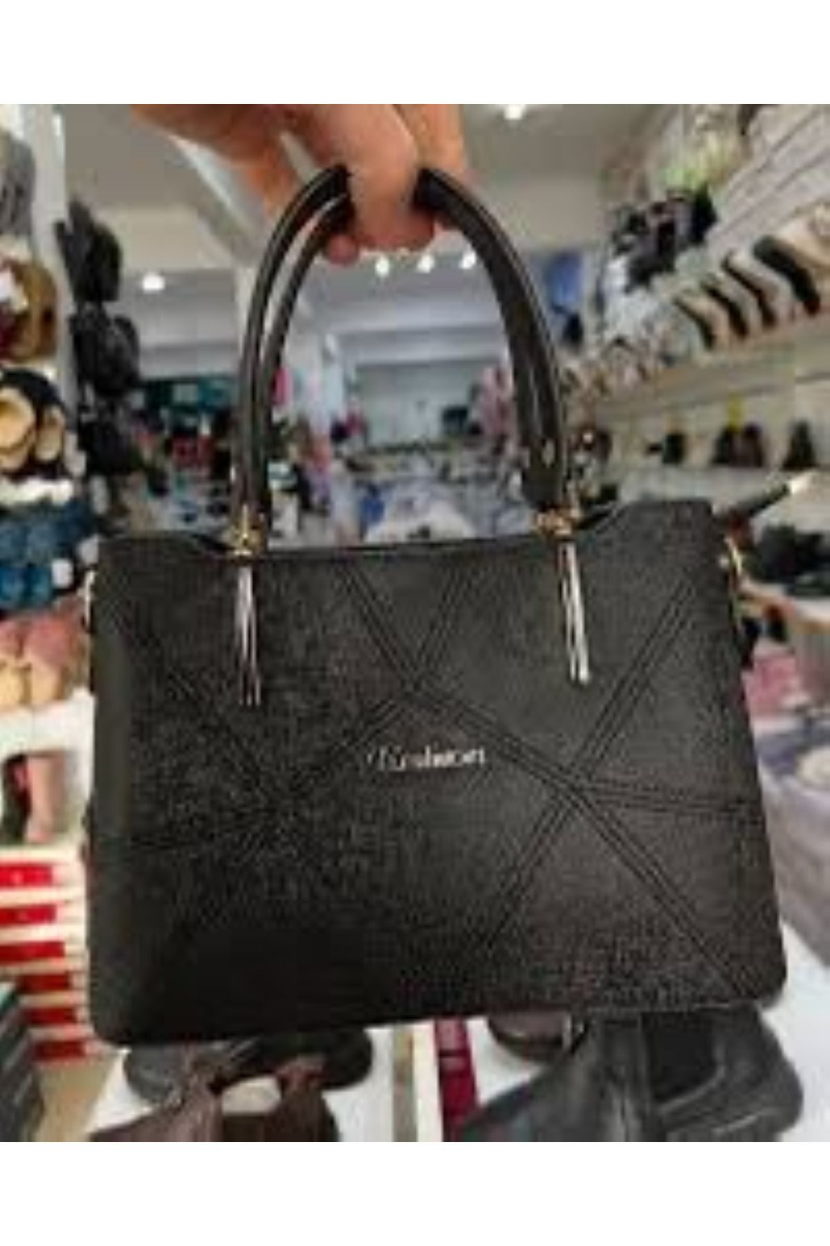 aynewmoda Siyah saplamalı ve omuz askılı çanta -