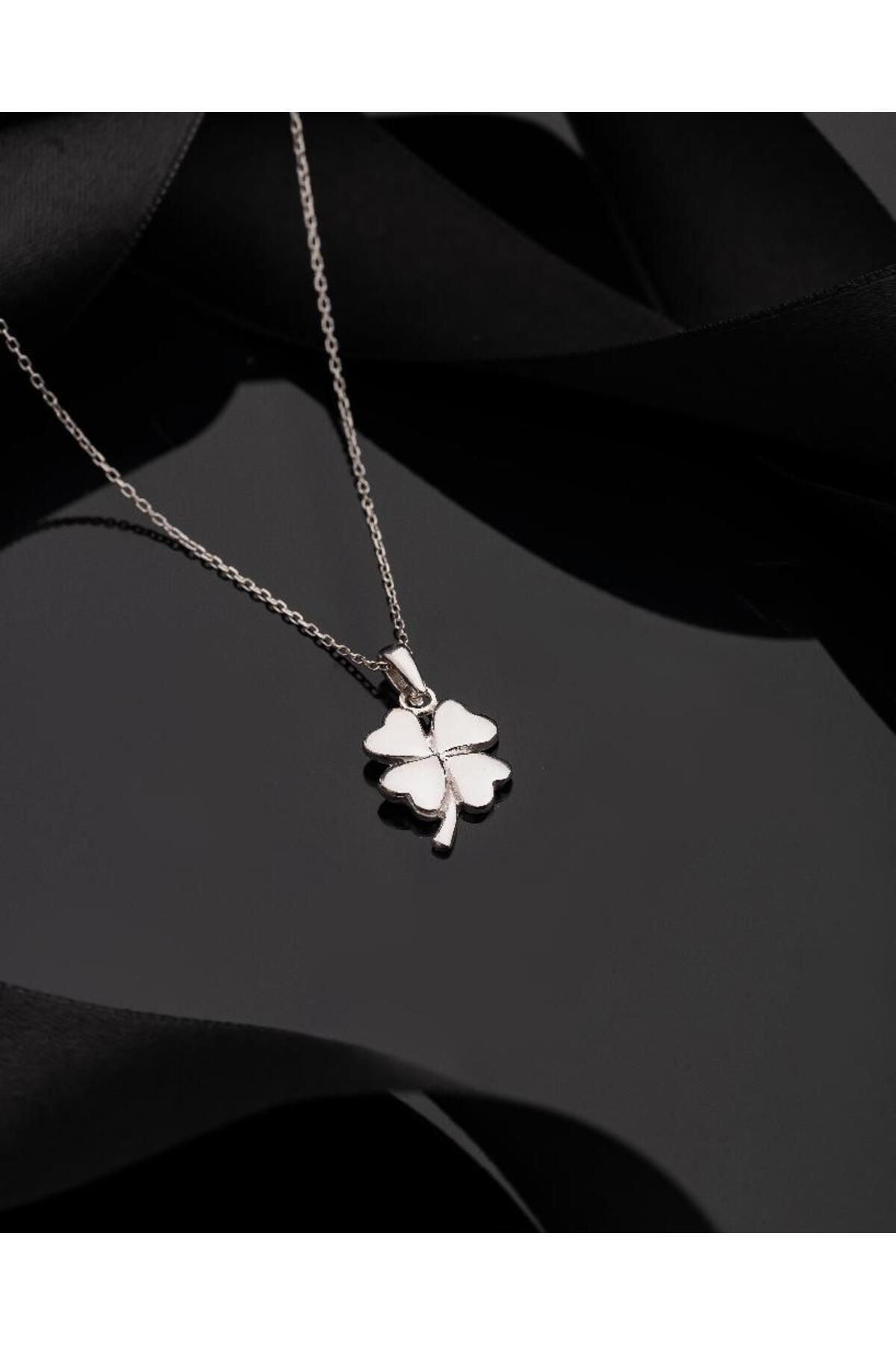 Roza Silver 925 Ayar Gümüş Rodyum Kaplama Dört Yapraklı Yonca Gümüş Şans Kolyesi