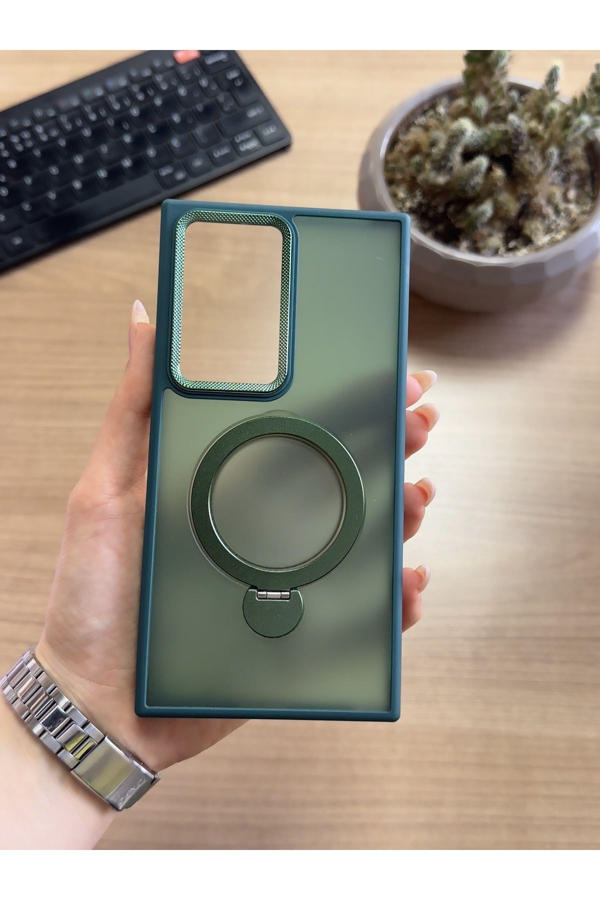 MTL Samsung S24 Ultra Standlı Ve MagSafe Kılıf Soocase622