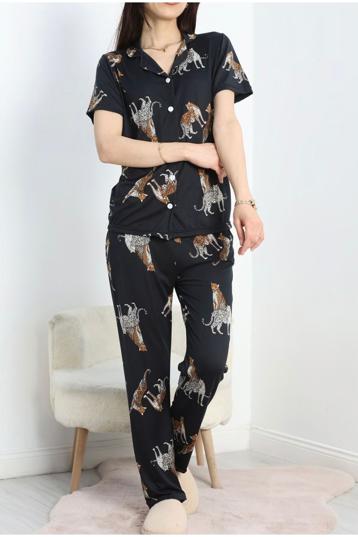 Pijamacım Siyah Kaplan Desenli Pijama Takımı