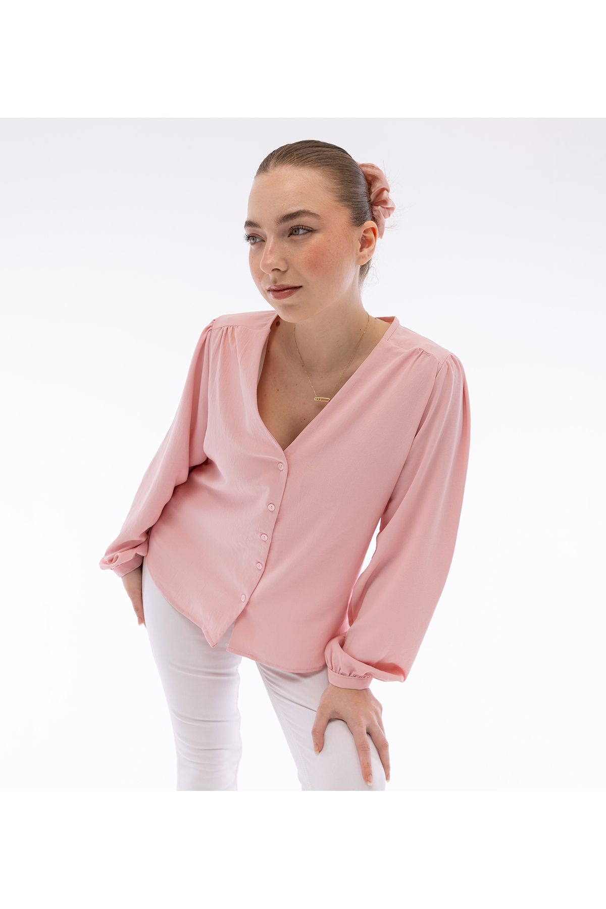 Meşe Moda V Yaka Büzgü Detay Gömlek