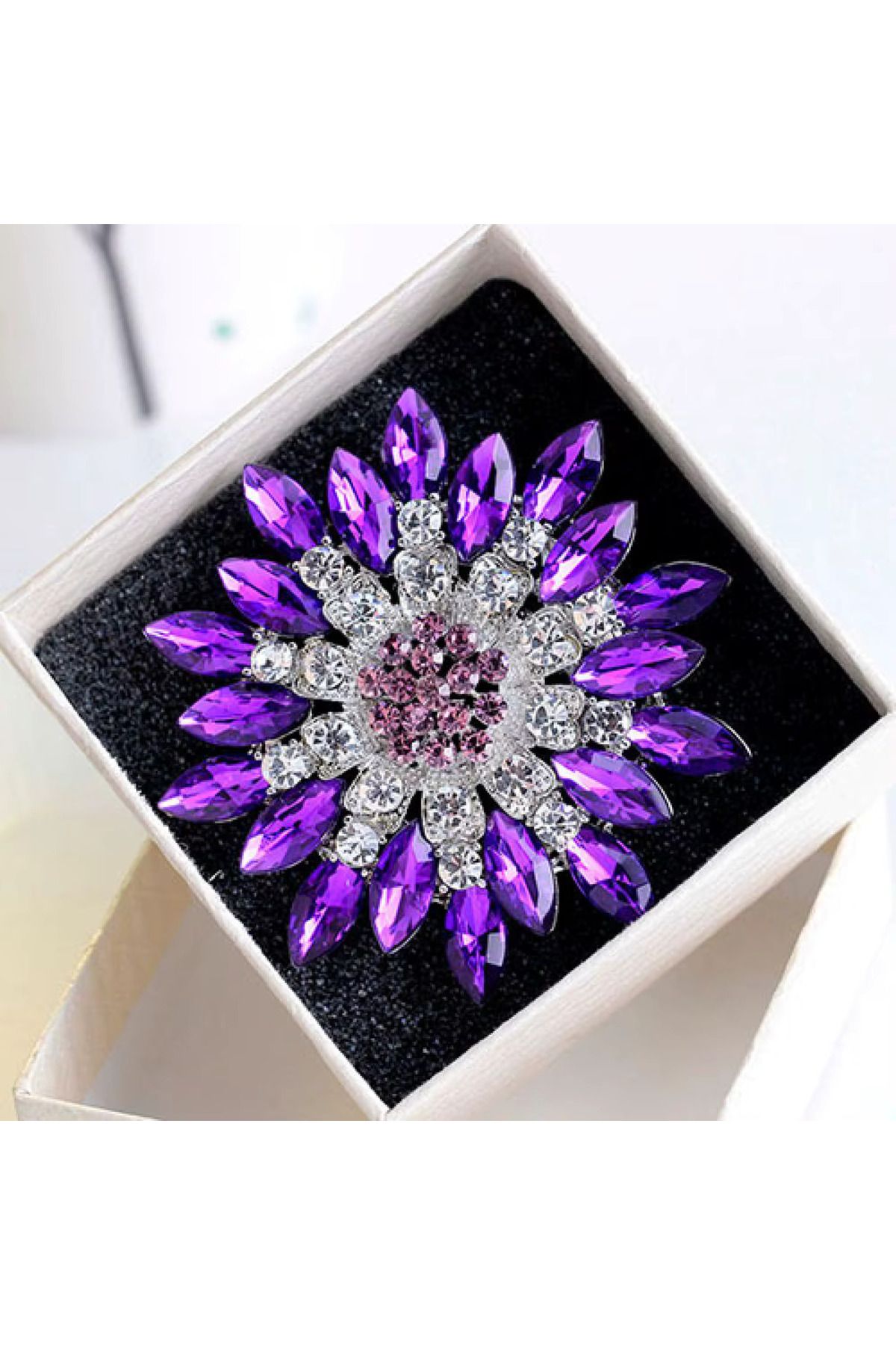 begüm jewelery MOR DAMLA TAŞLARLA SÜSLENMİŞ TASARIM BROŞ