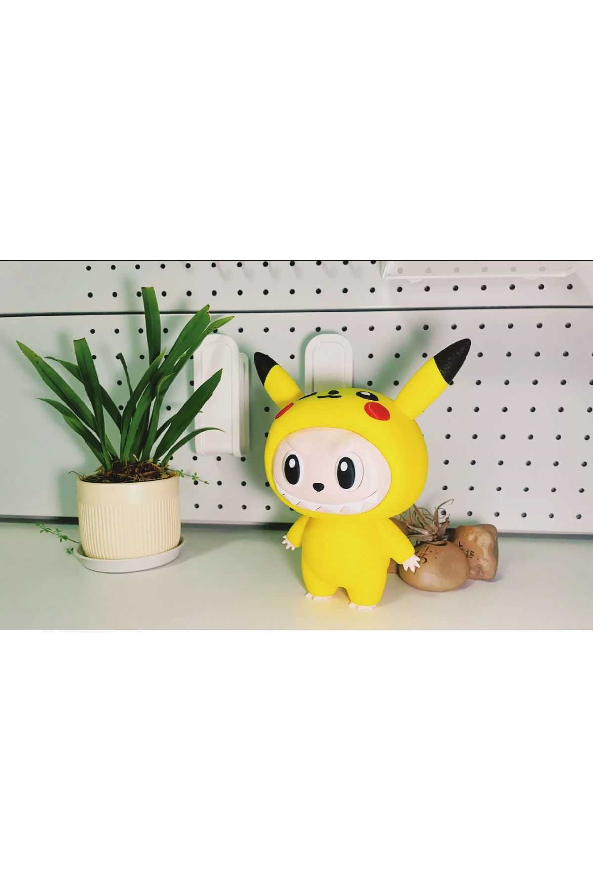 üç boyutlu haller Renkli Labubu Pikachu Figürü