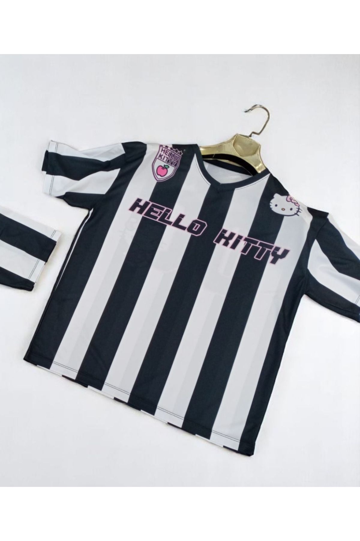 Touz Moda Pembe Beyaz V Yaka Çubuklu Jersey Kitty T-Shirt