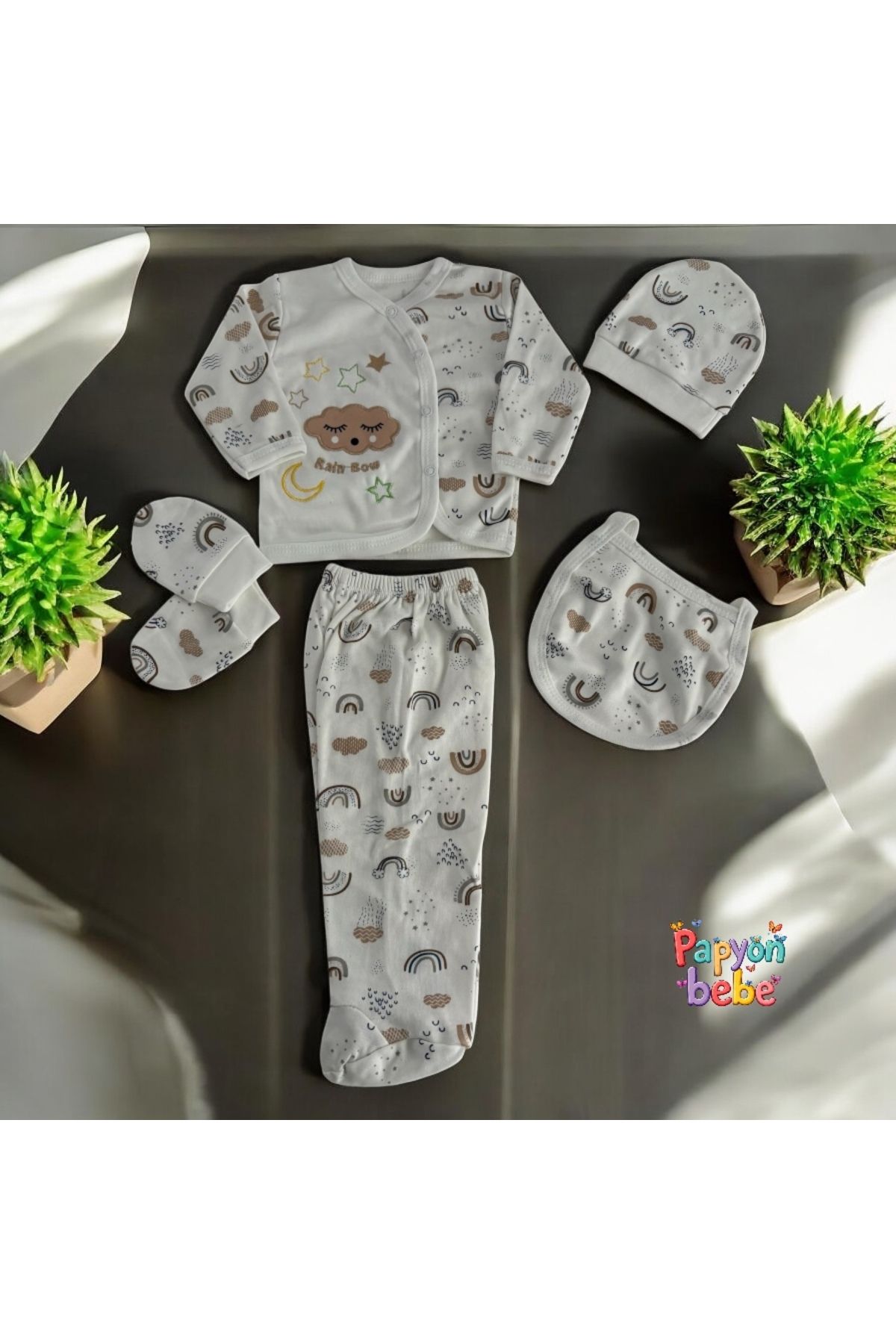 PETİTO Bebek hastane çıkışı bulutlu