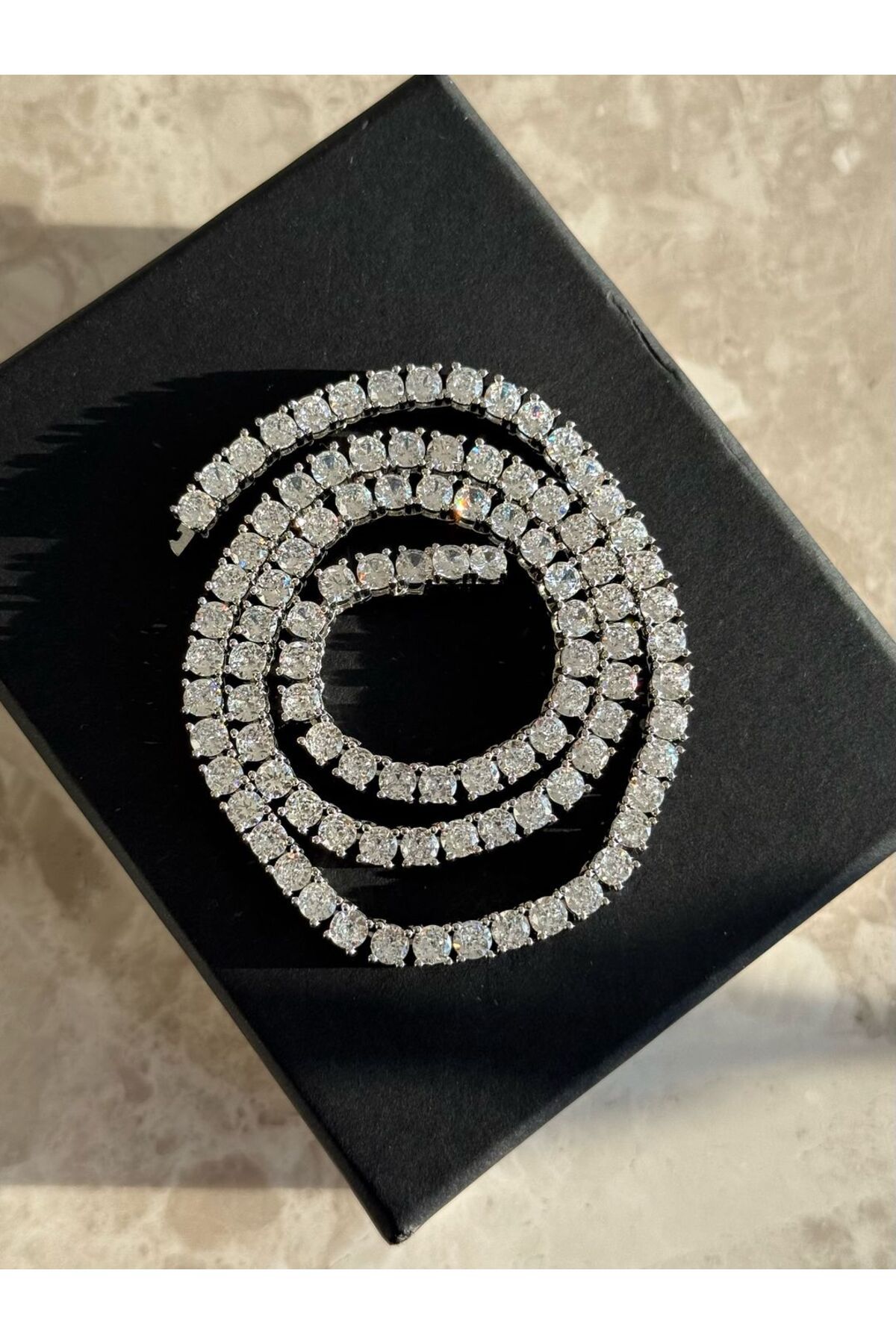 h&b design jewel Vip Döküm Dönmeyen Suyolu Kolye