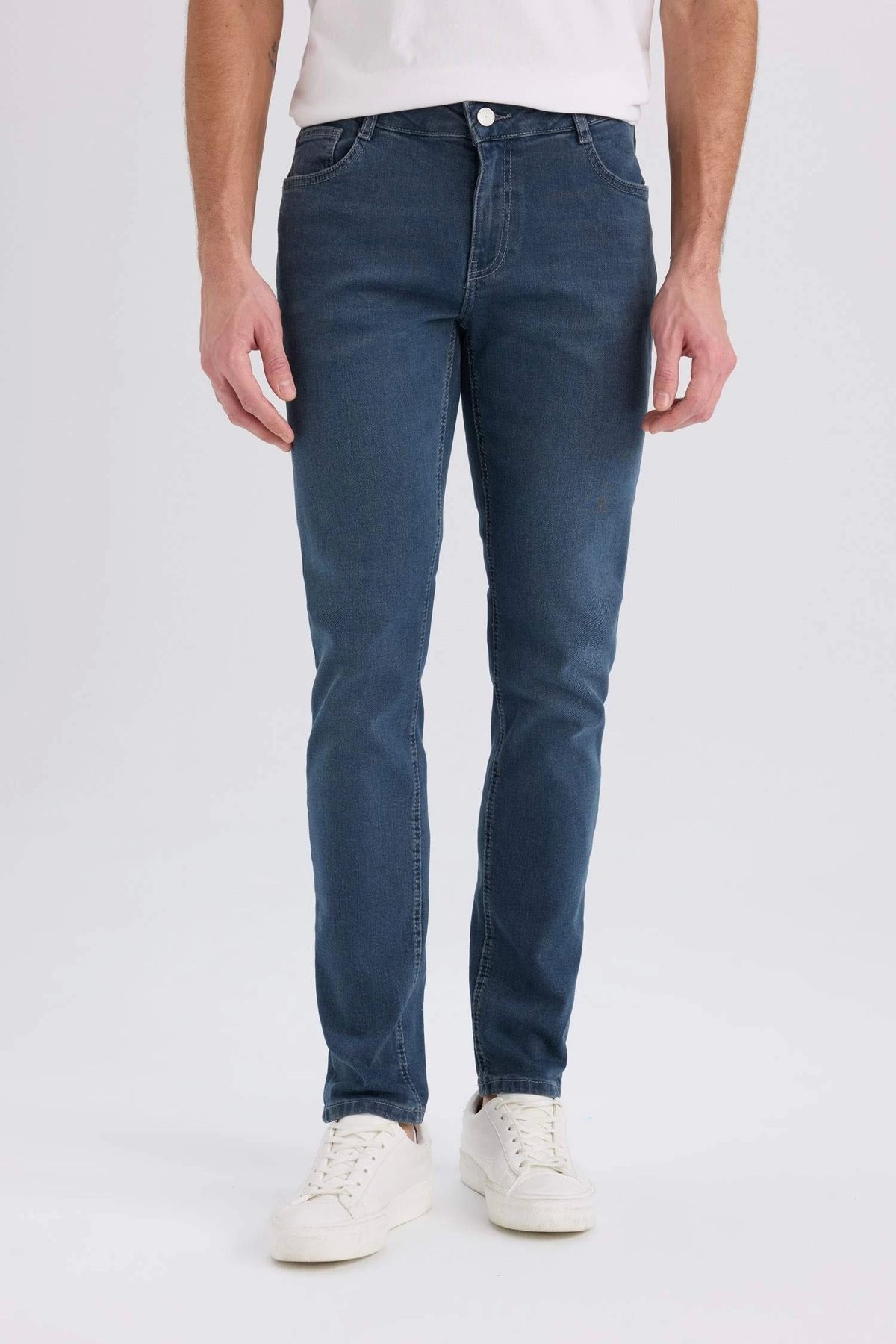 DeFacto B3622 İndigo Pedro Slim Fit Dar Kalıp Normal Bel Dar Paça Jean Pantolon