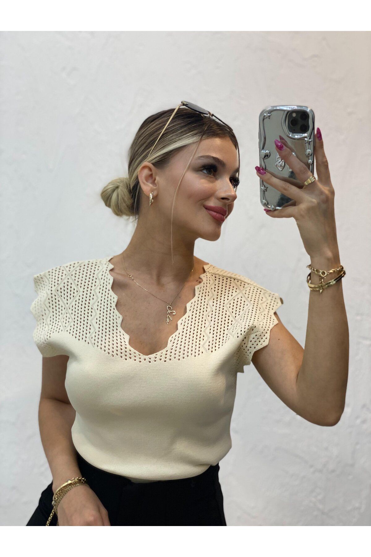 ASEZ BUTİK Asez Butik Kadın V Yaka Delik Ajurlu Mevsimlik Triko Bluz