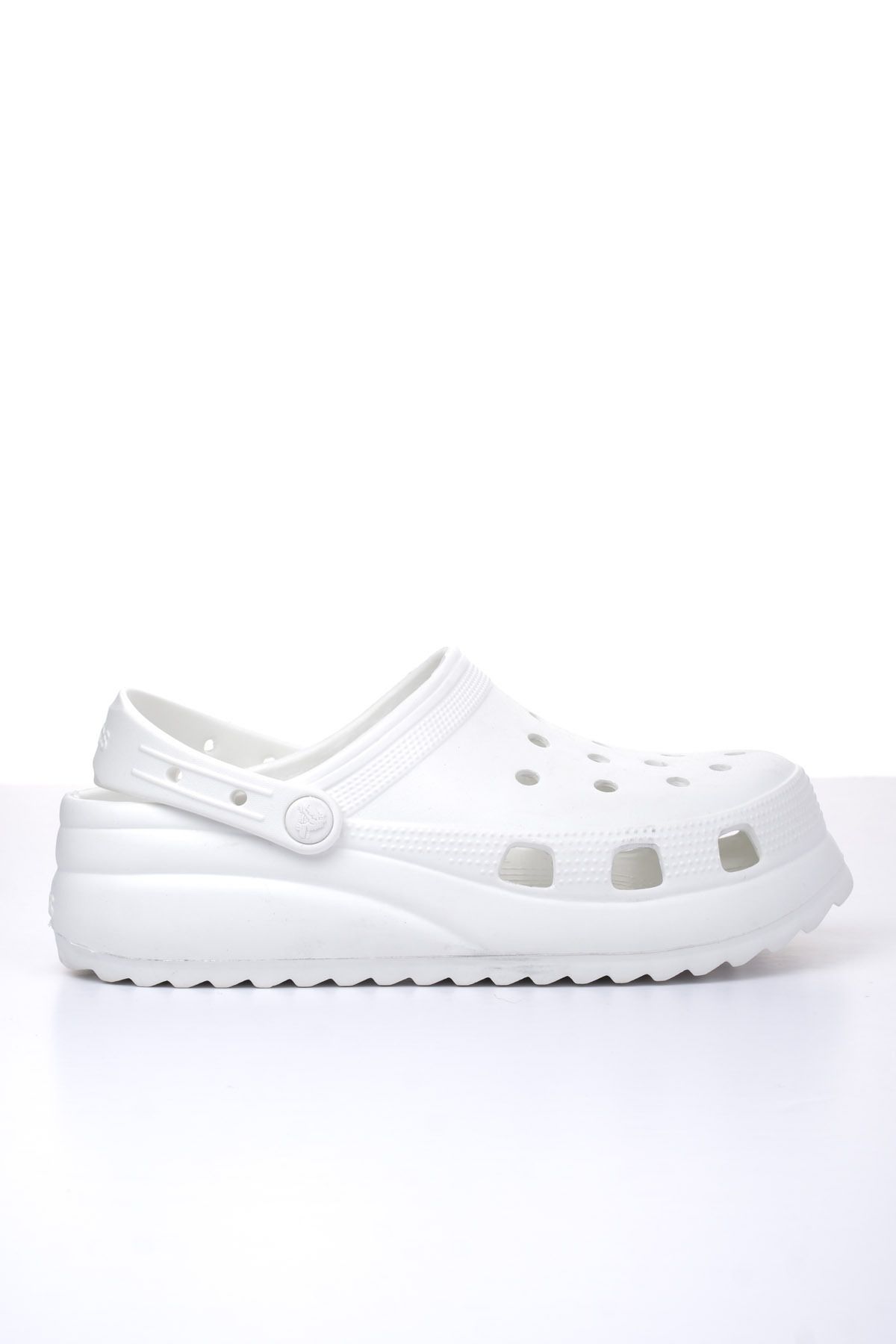 Crocs Classic Platform Beyaz Sandalet