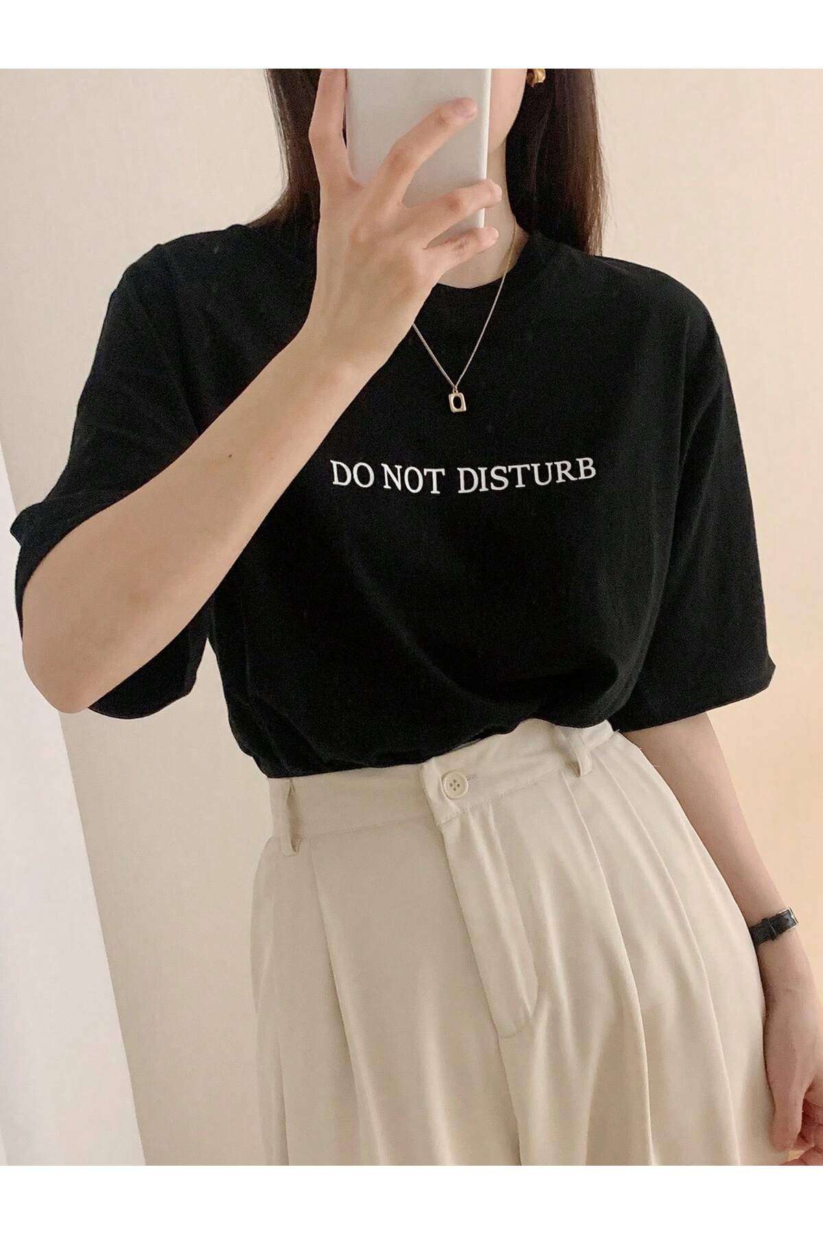 WOMEN'S Do Not Disturb Printed Crew Neck T-Shirt