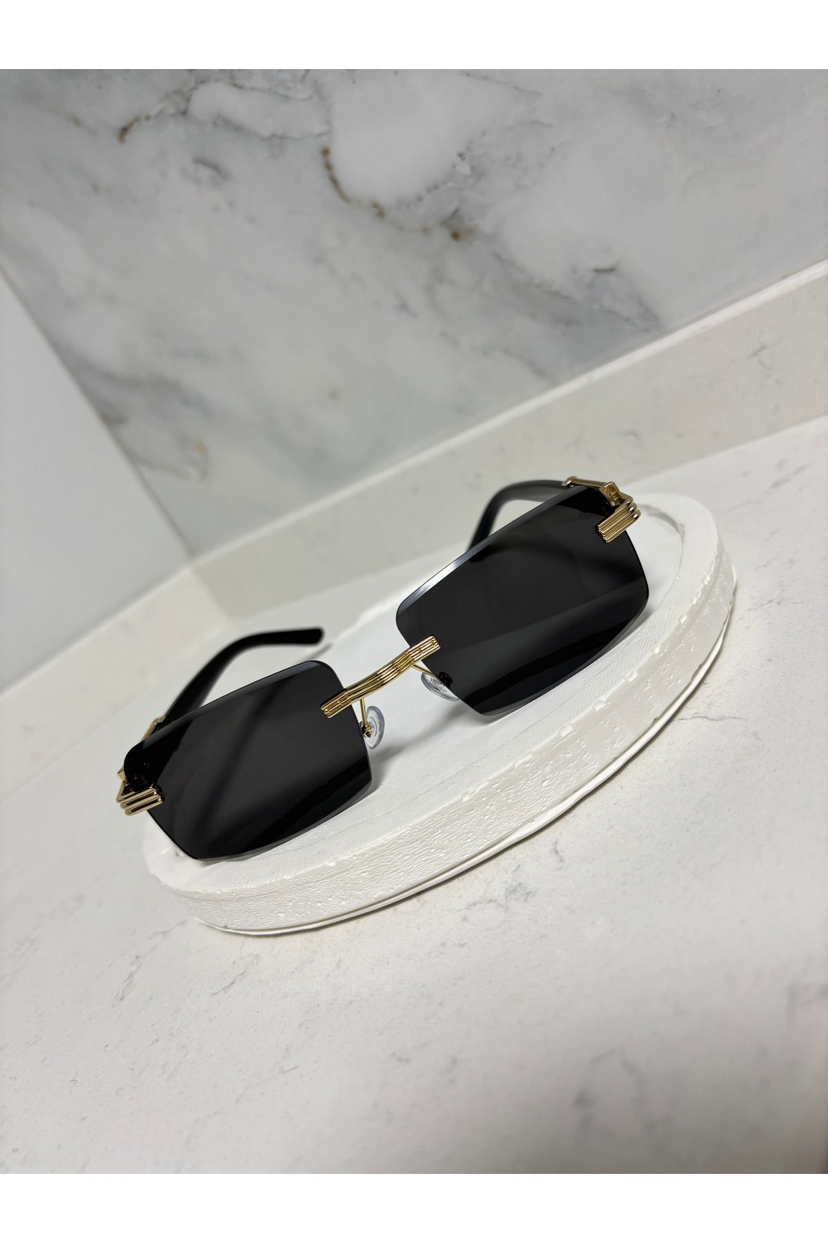 mivora Gold detaylı çerçevesiz Kadın Güneş Gözlüğü
