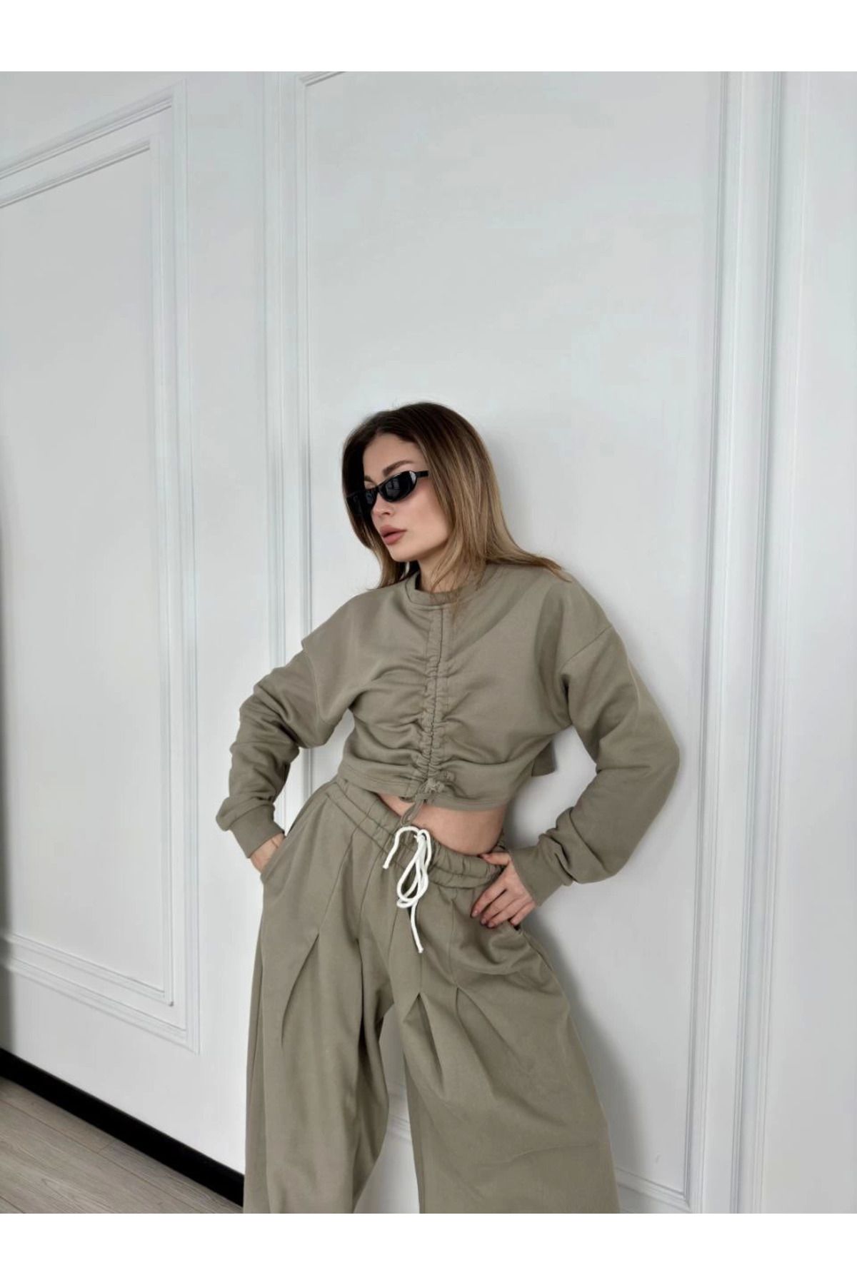 Pink Stil Uzun Kollu Önü İp Büzgülü Crop ve Pantolon İkili Takım - Haki