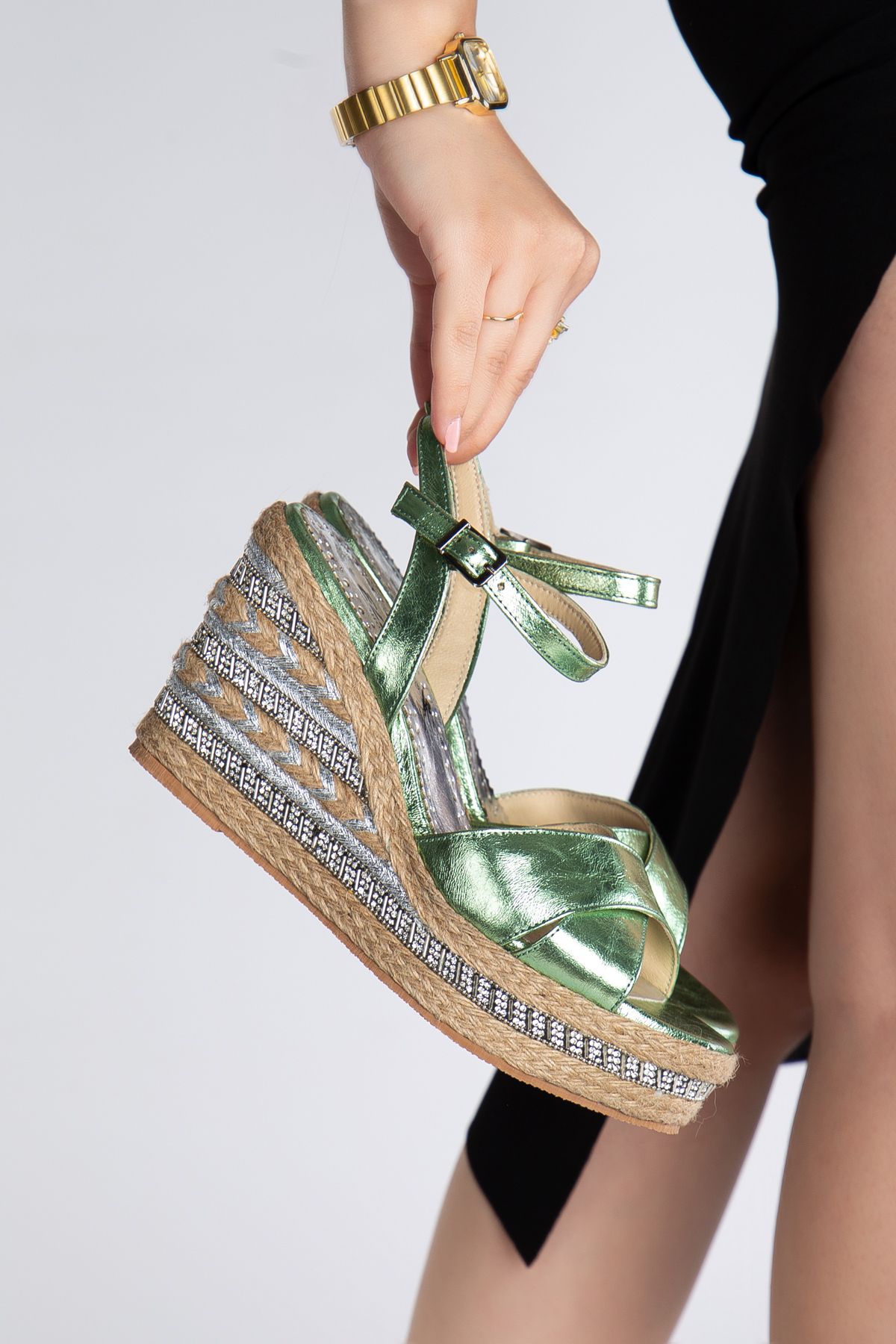 Elile Shoes Hakiki Deri 33 Numaradan 45 numaraya Kadar Dolgu Topuk Sandalet