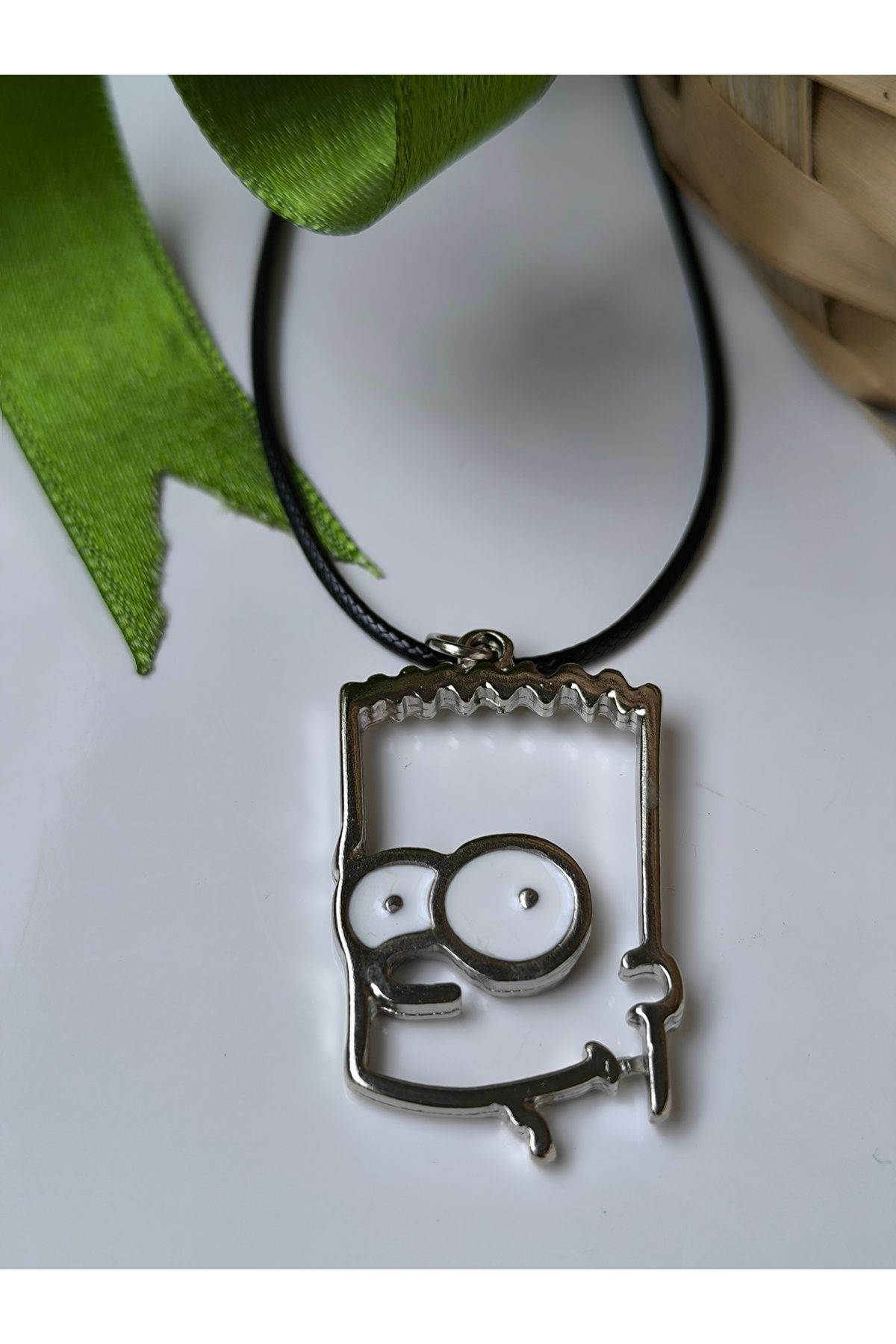 Esey Dizayn Bart Simpson Kolye