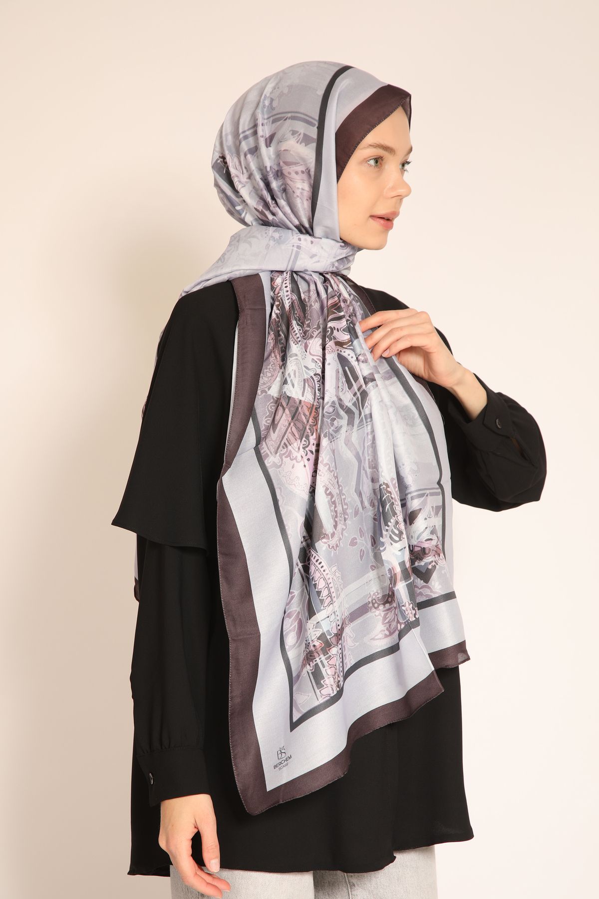 Dia Vela Gri ve Kahverengi Desenli Soft Şal | Soft Tonlarda Modern Desen