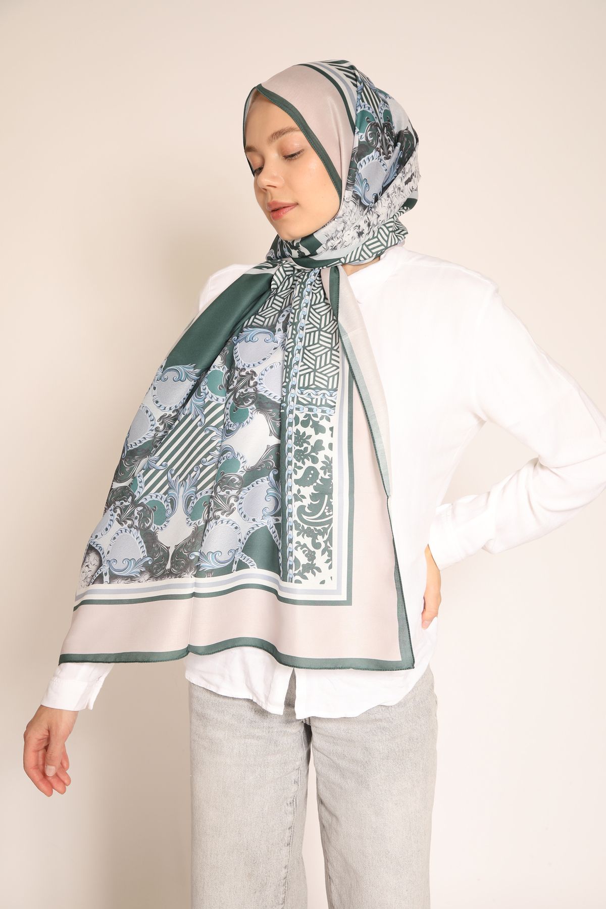 Dia Vela Yeşil-mavi Barok Desenli Soft Şal