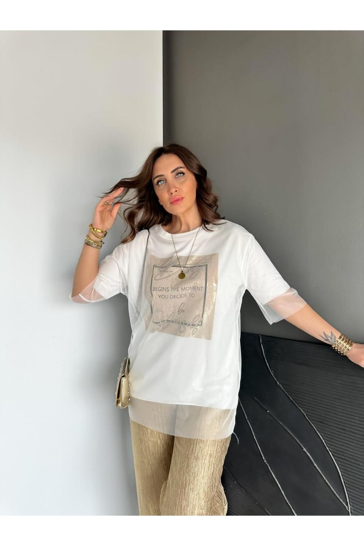 Zerrincan Giyim Beyaz Beauty Tül Detaylı Tshirt
