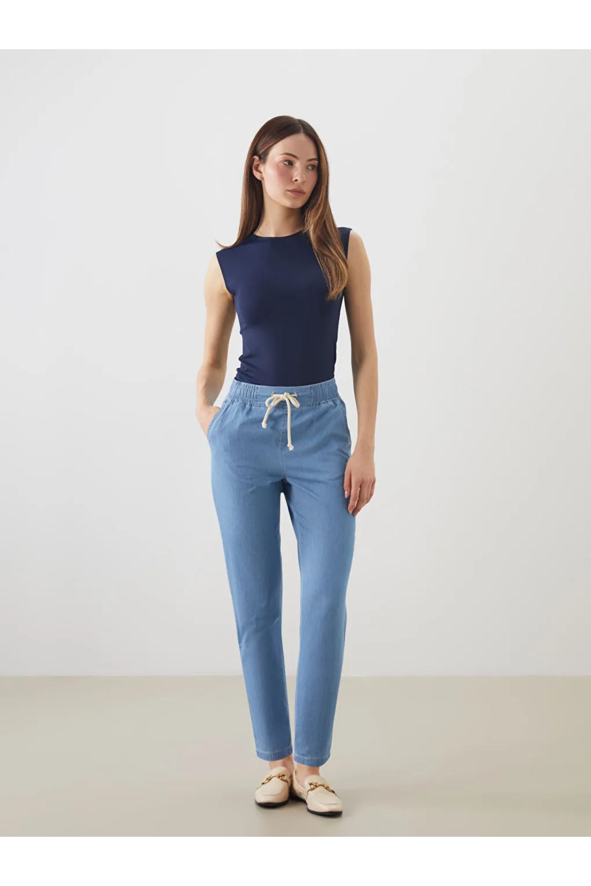 LC Waikiki LCW Jeans Indigo Beli Lastikli Paperbag Kadın Jean Pantolon