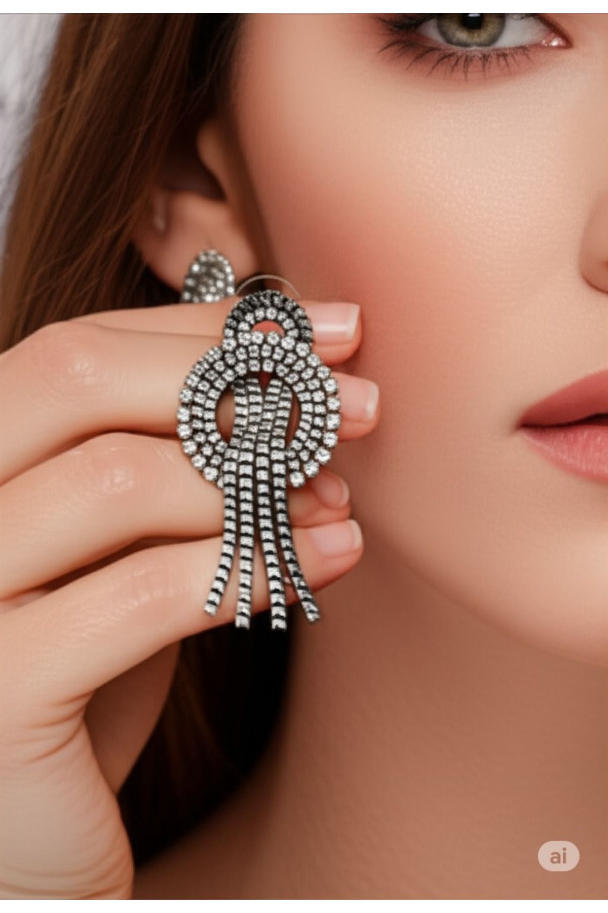 Mimi Aksesuar Yuvarlak Sallatı Model Kadın (Zirkon Taş) Detaylı Antrasit Renk Işıltılı Spor & Şık Abiye Küpe