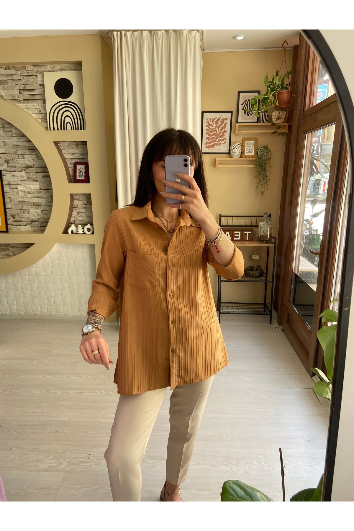Sinemsi Butik UZUN ÇİZGİ DETAYLI GÖMLEK