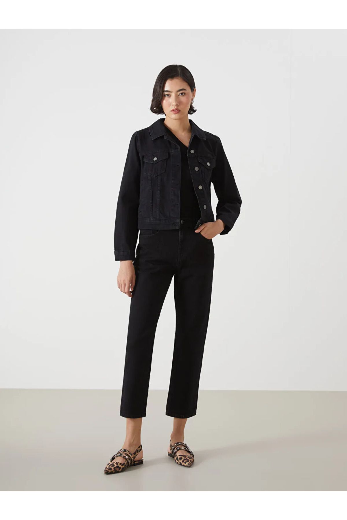 LC Waikiki LCW Jeans Siyah Straight Fit Kadın Jean Pantolon