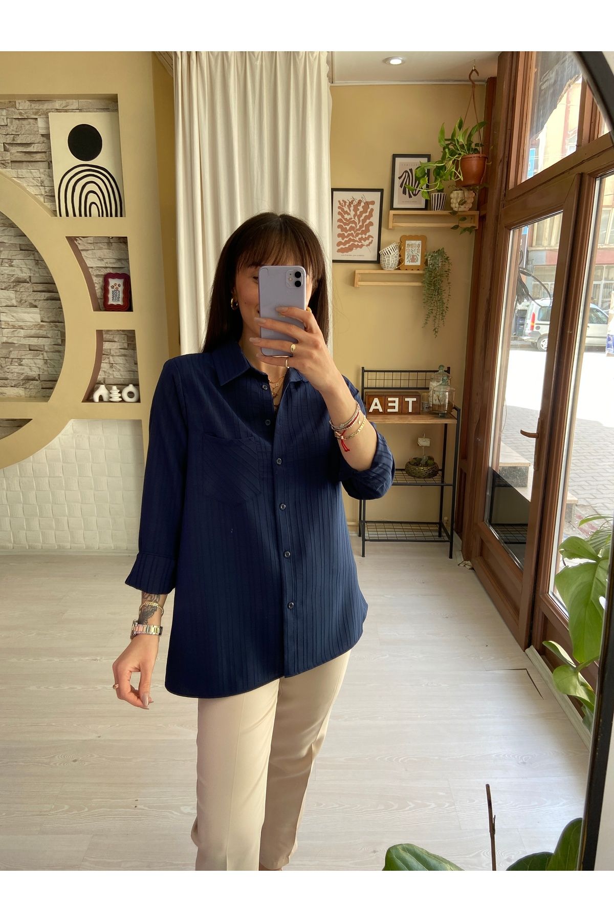 Sinemsi Butik UZUN ÇİZGİ DETAYLI GÖMLEK