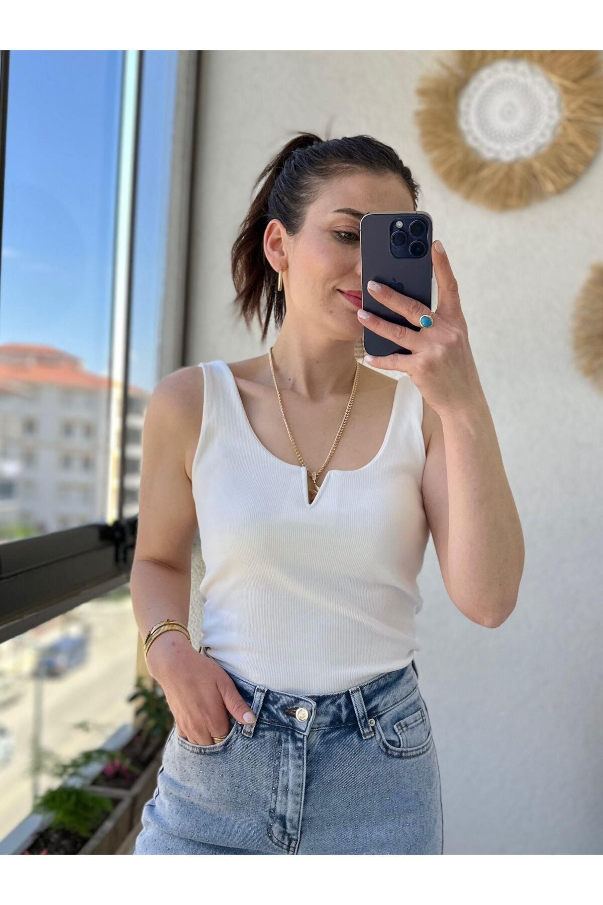 TUNAM BUTİK ÖNÜ DEMİR V DETAYLI FİTİLLİ ATLET