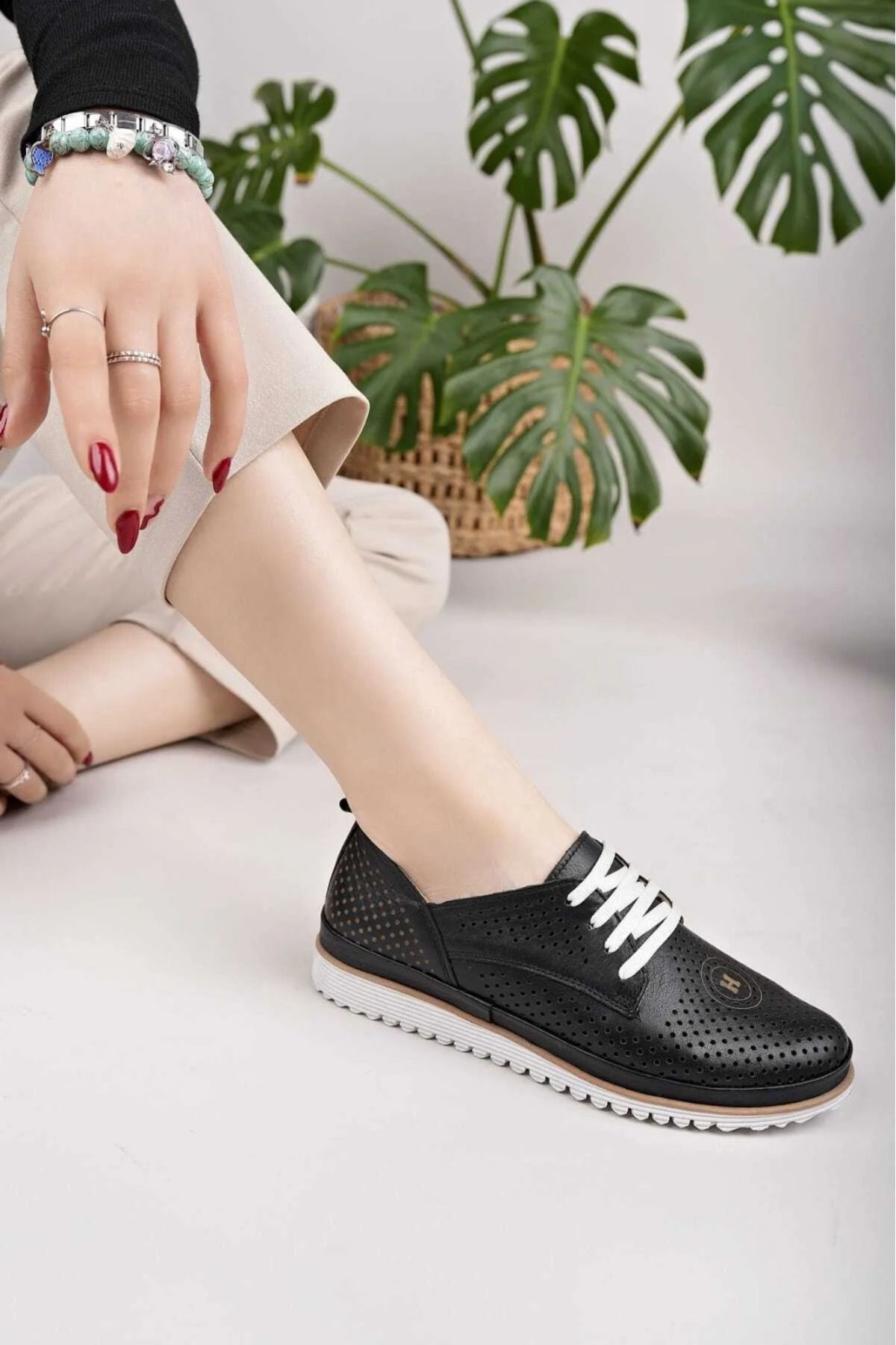 Garmoda HAKİKİ DERİ KADIN GÜNLÜK AYAKKABI