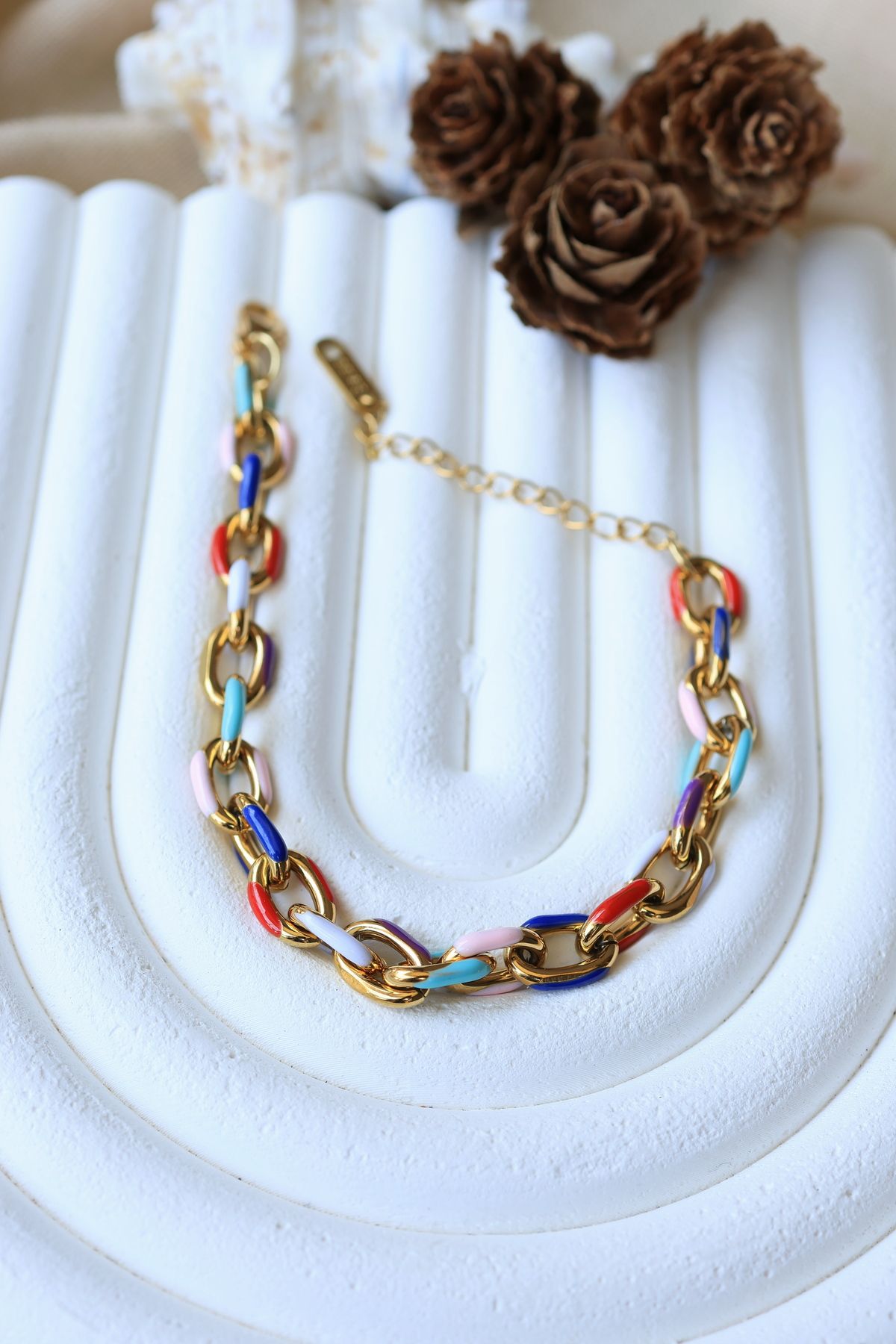 FİRST JEWELRY Mineli Renkli Zincir Gold Bileklik