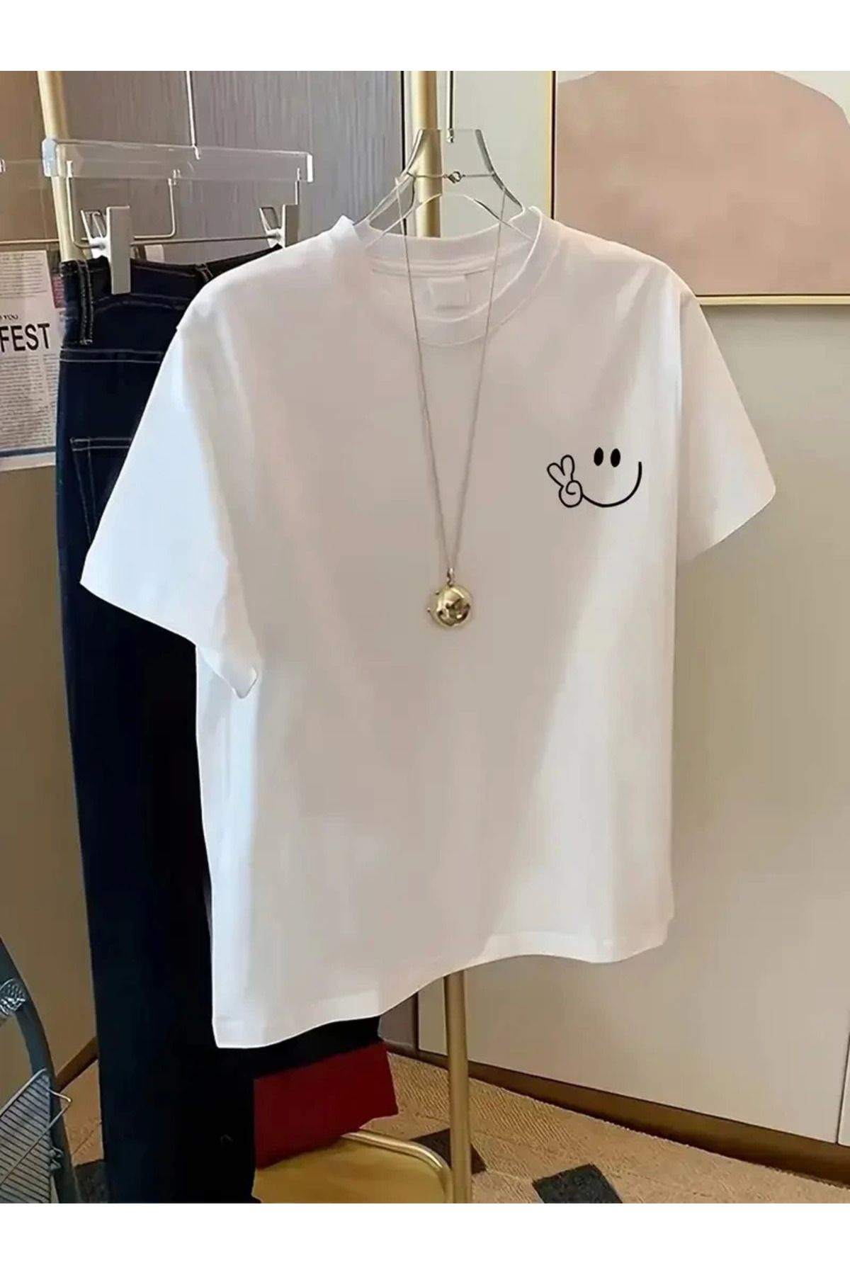 Pink Stil 20/1 Penye Compack Gülücük Baskılı Oversize Bisiklet Yaka Kısa Kol Yazlık T-shirt - Beyaz Pink Stil