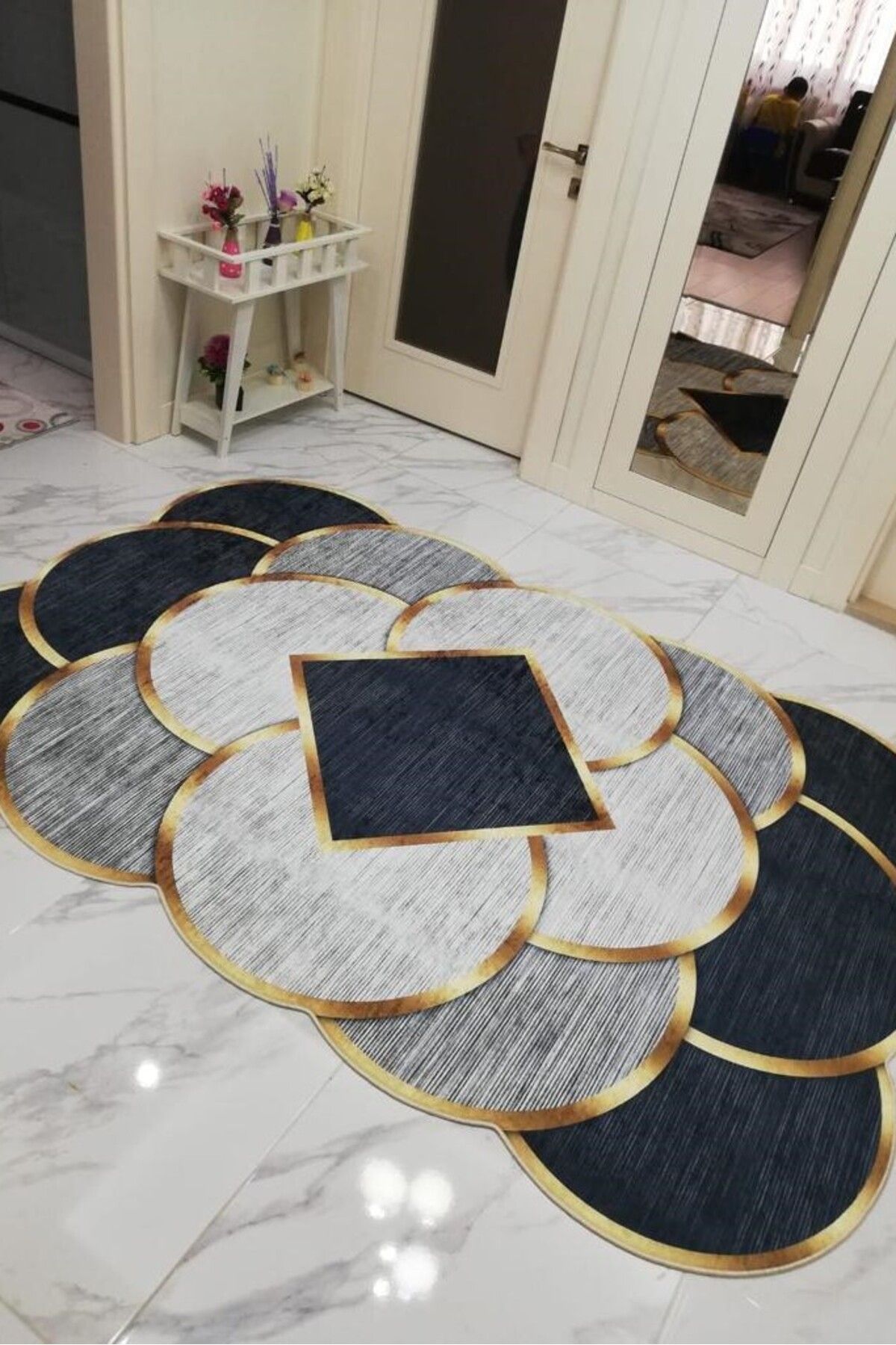 CENTER AVM Lazer Kesim Gri Siyah Halı Makinede Yıkanabilir Kaymaz Taban Salon Halısı