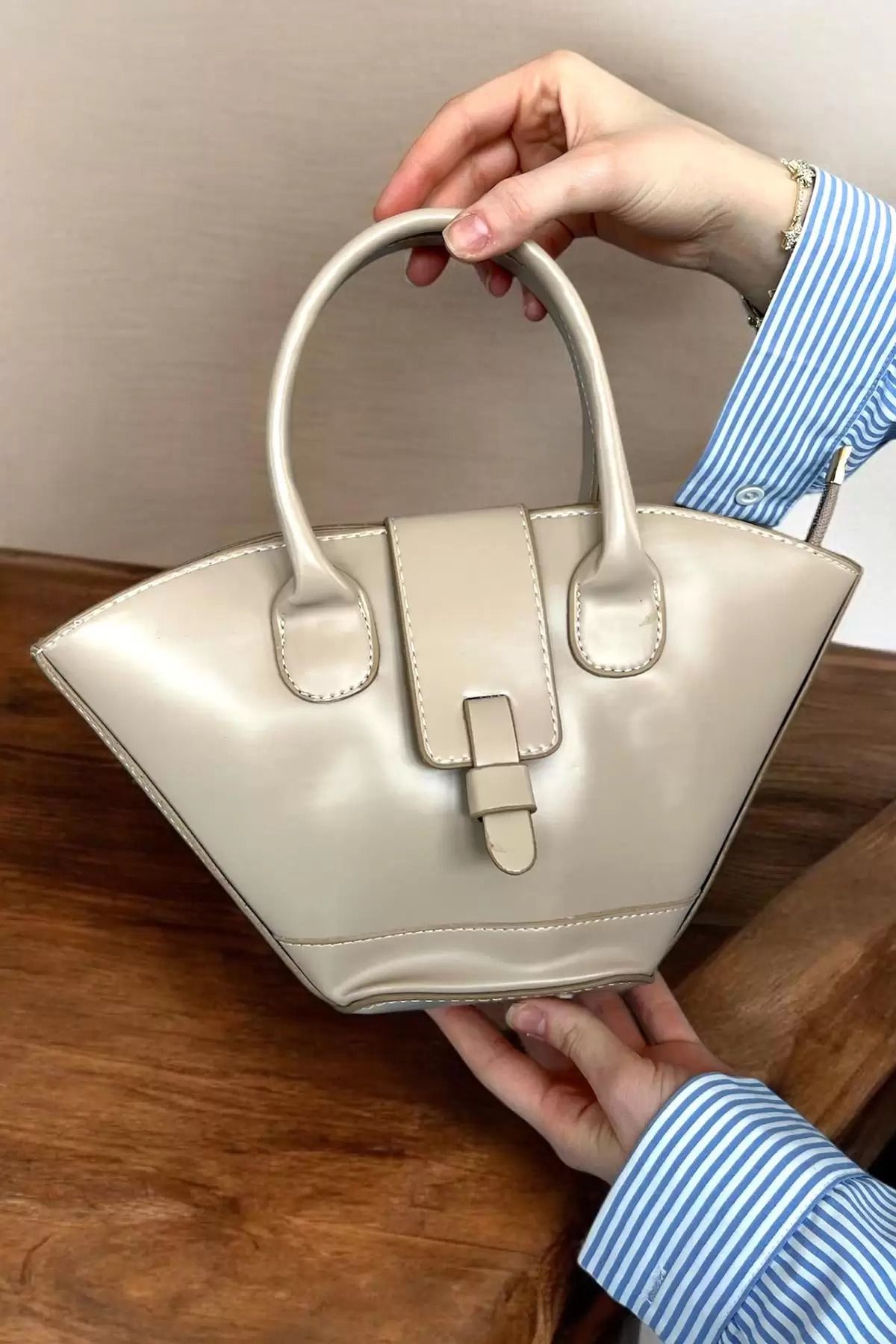 Butik Krem Renk Kadın Deri Çanta