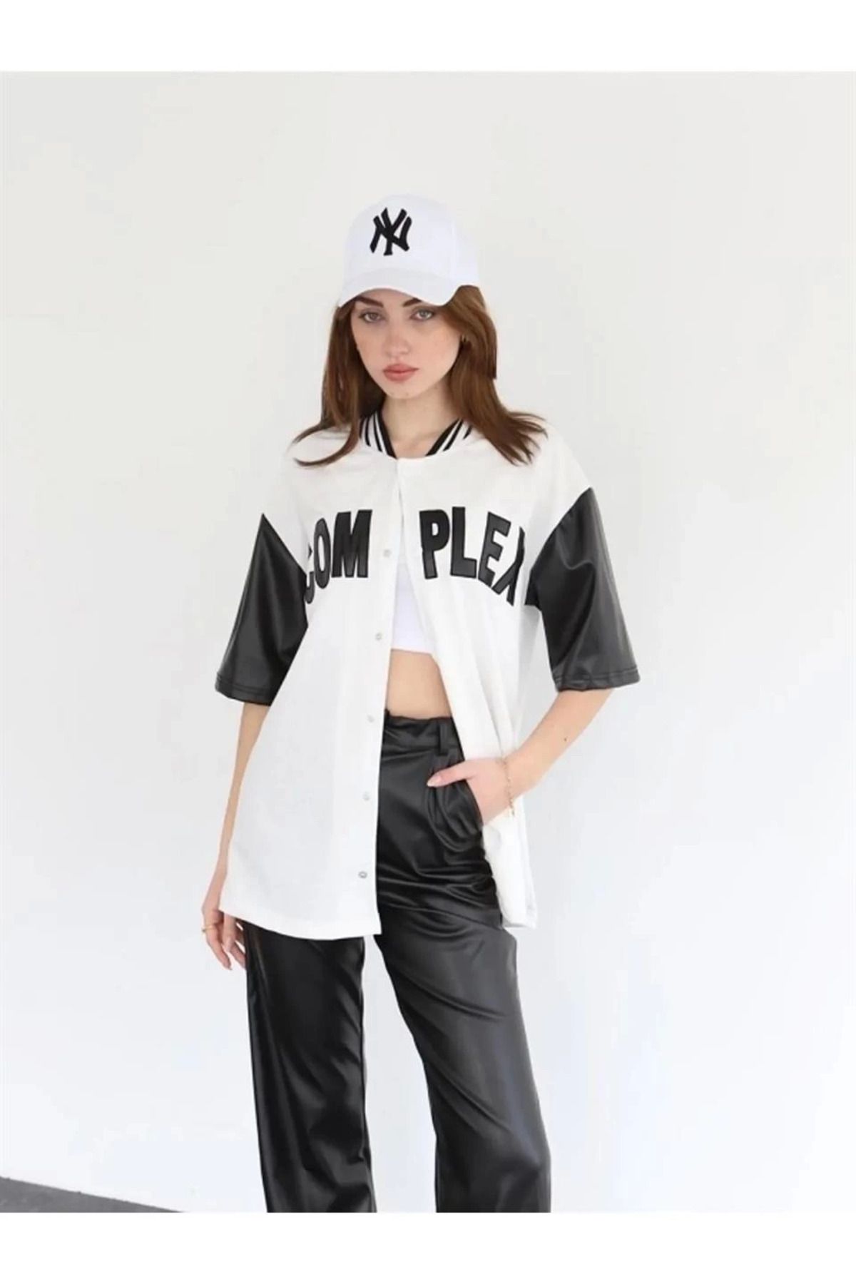 Vemora Kadın Complex Kolları Deri Kolej Oversize T-shirt - Beyaz