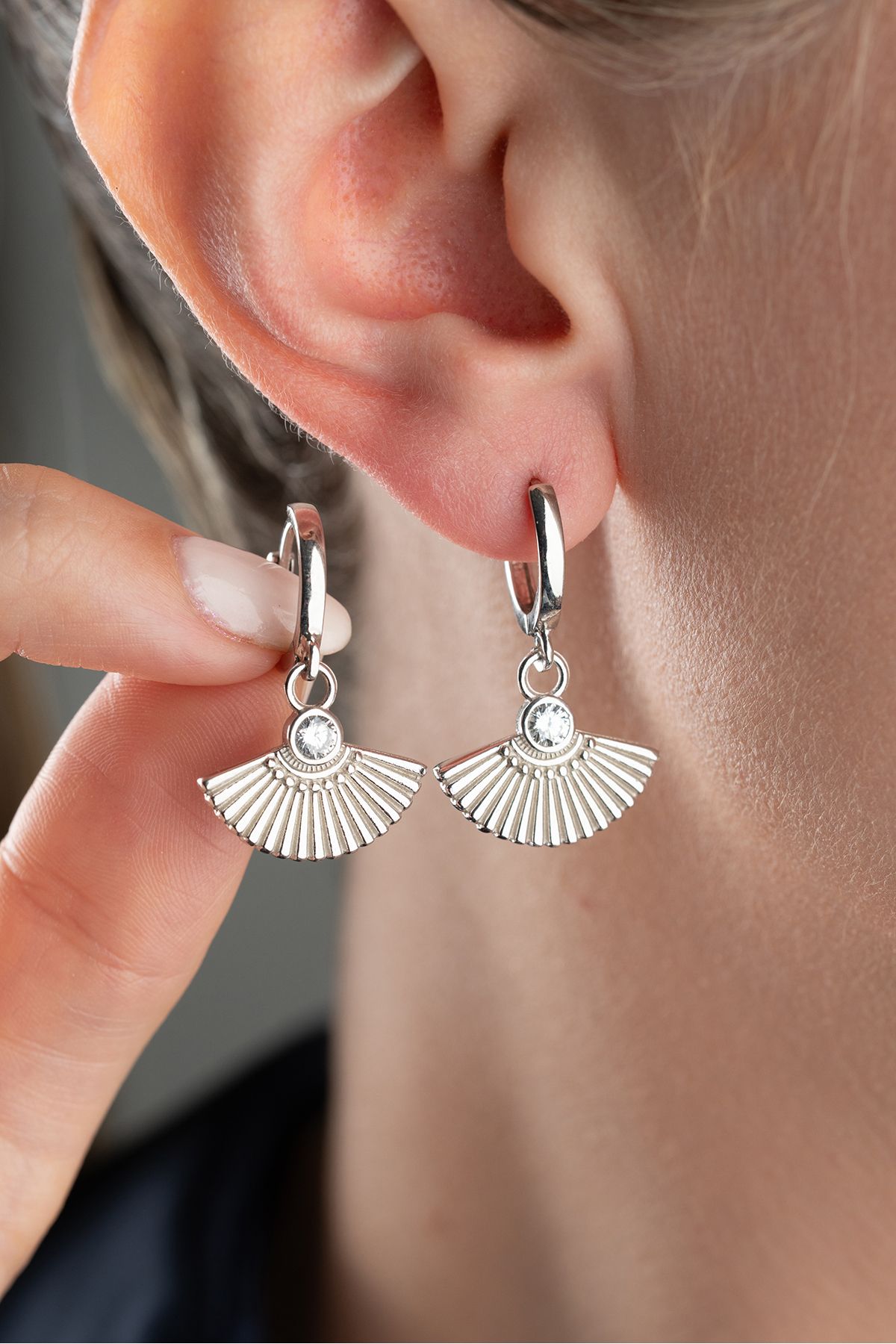 Silvano Jewelry 925 Ayar Gümüş Trend Model Küpesi
