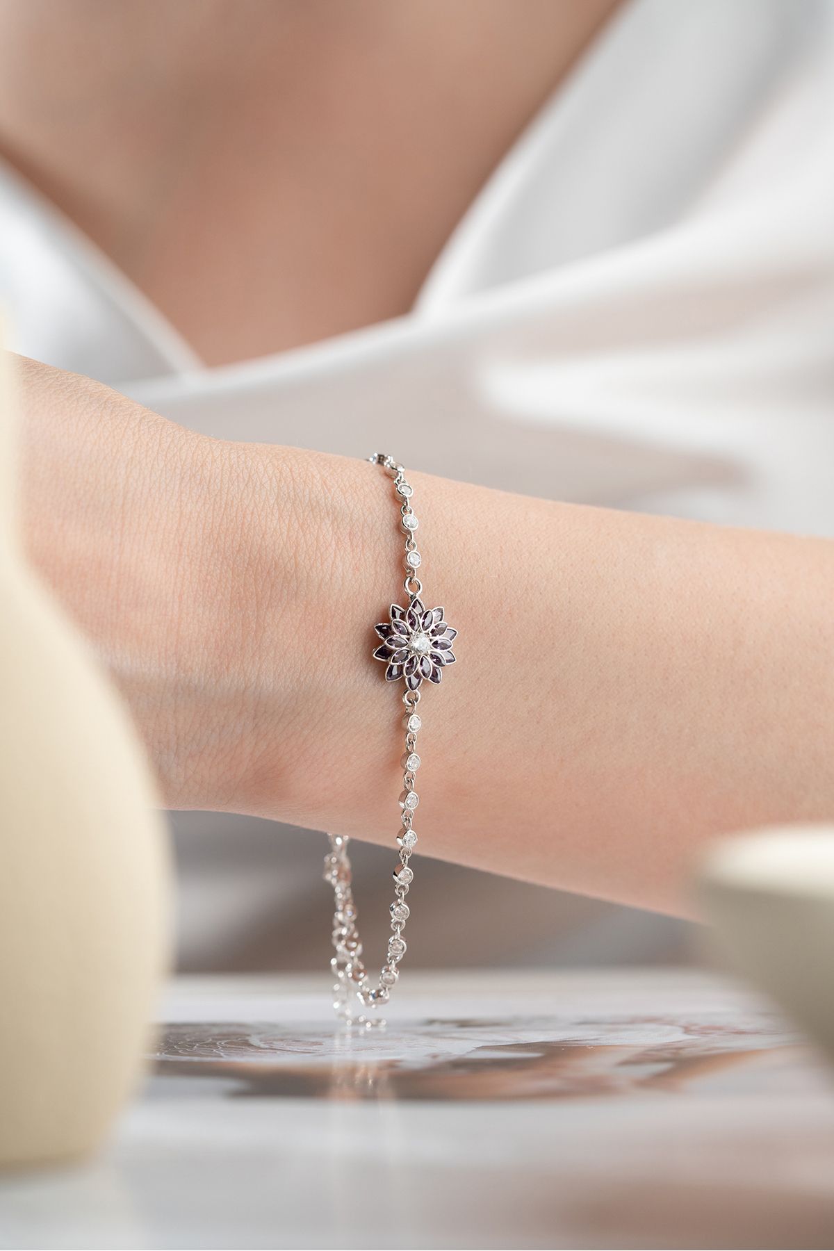 Silvano Jewelry 925 Ayar Gümüş Amatist Taşlı Lotus Çiçeği Suyolu Bileklik