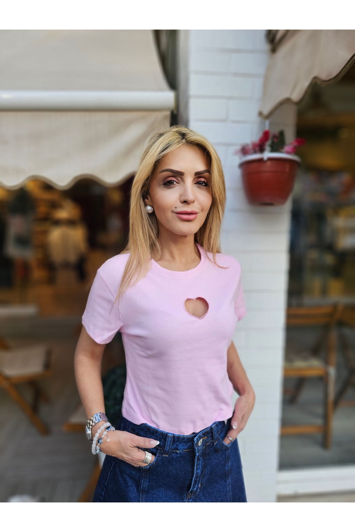 CsChicShop Kapli Pencere Detaylı Crop Bluz