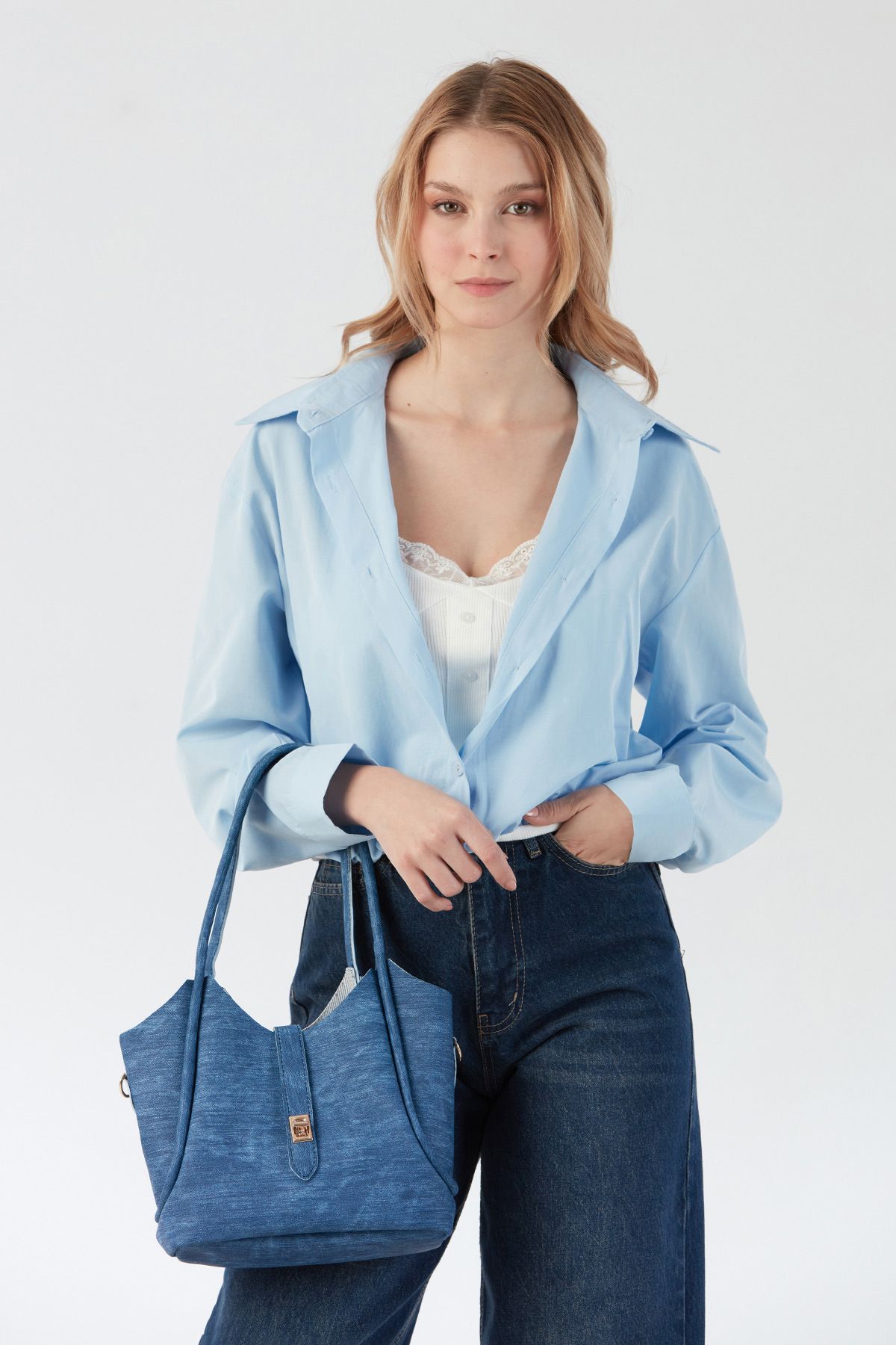 Fulla Moda Basic Body Detaylı Gömlek